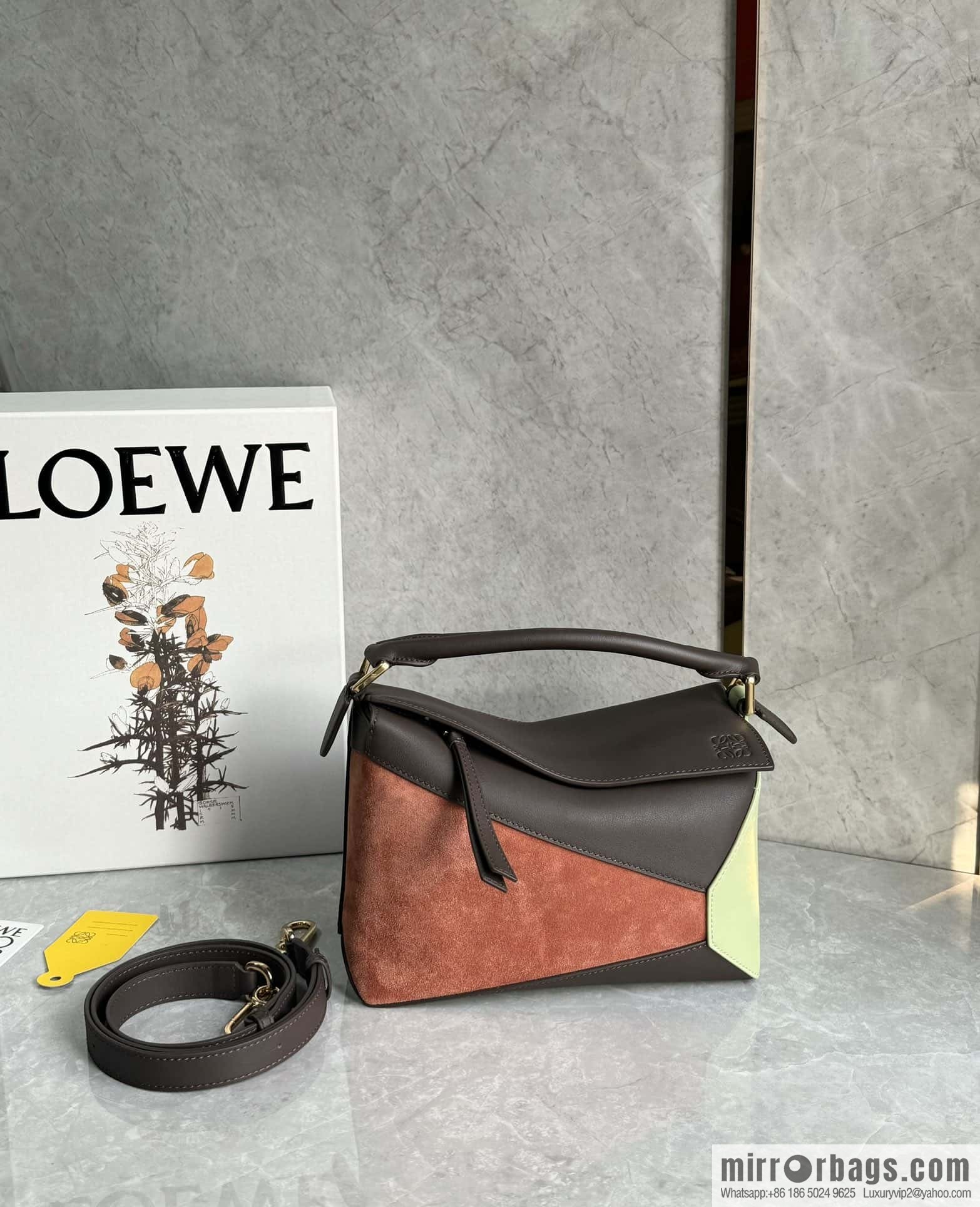 LOEWE new suede puzzle shipped 🎉 0681