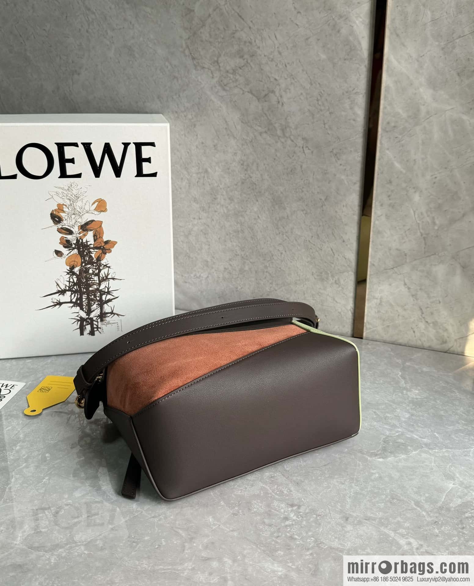 LOEWE new suede puzzle shipped 🎉 0681