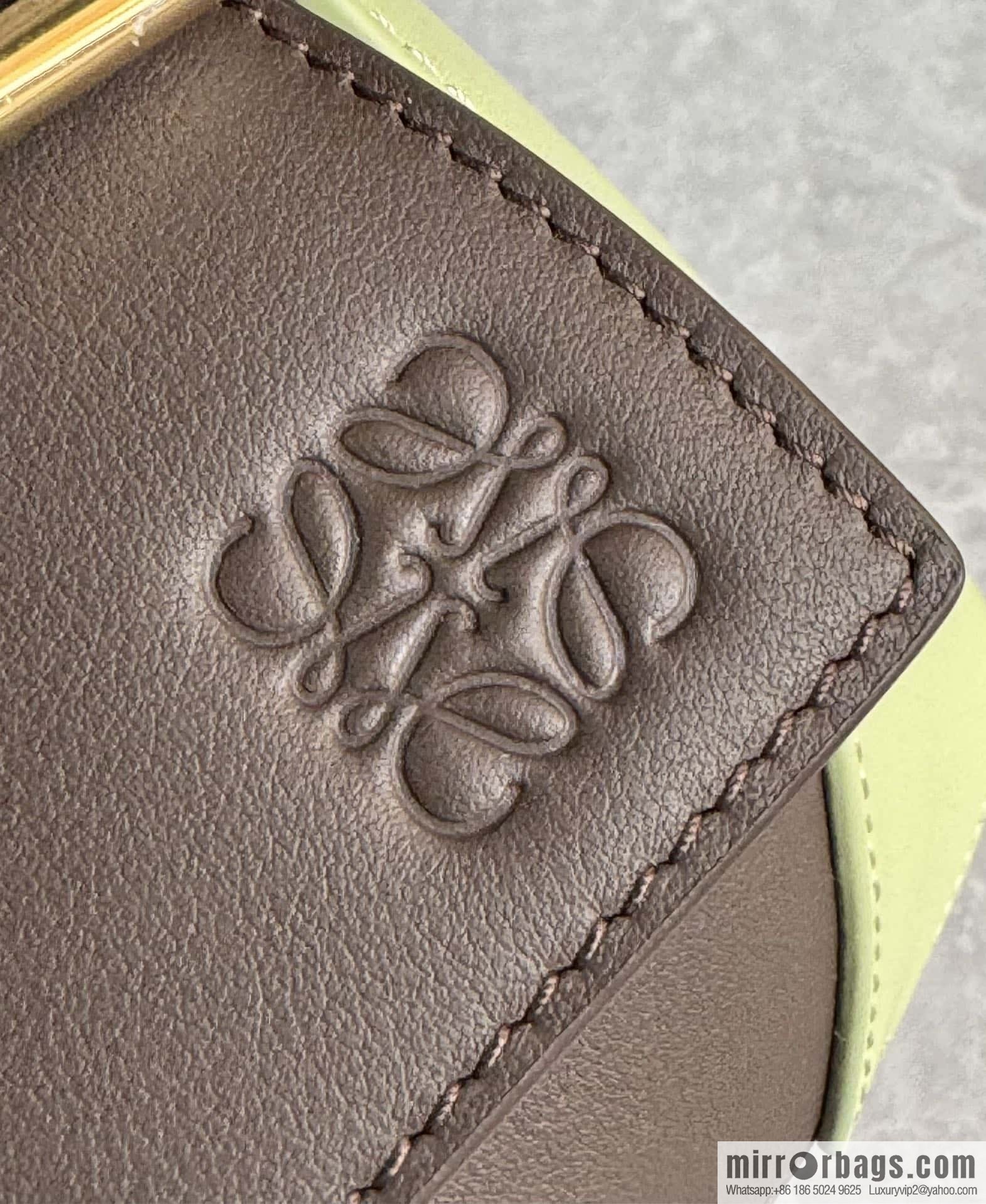 LOEWE new suede puzzle shipped 🎉 0681