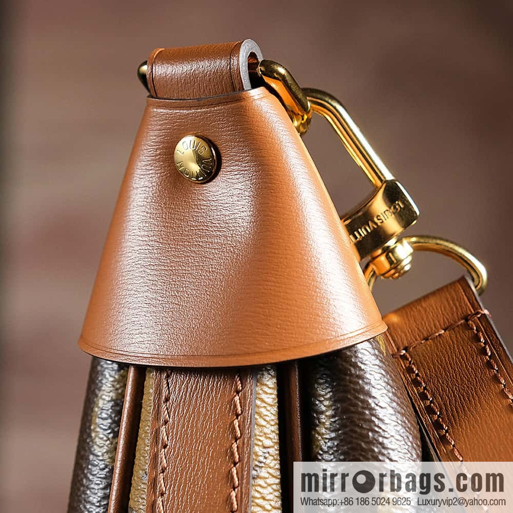 LV ππππ ππππ chip diamond beating code big pea bag series #M
