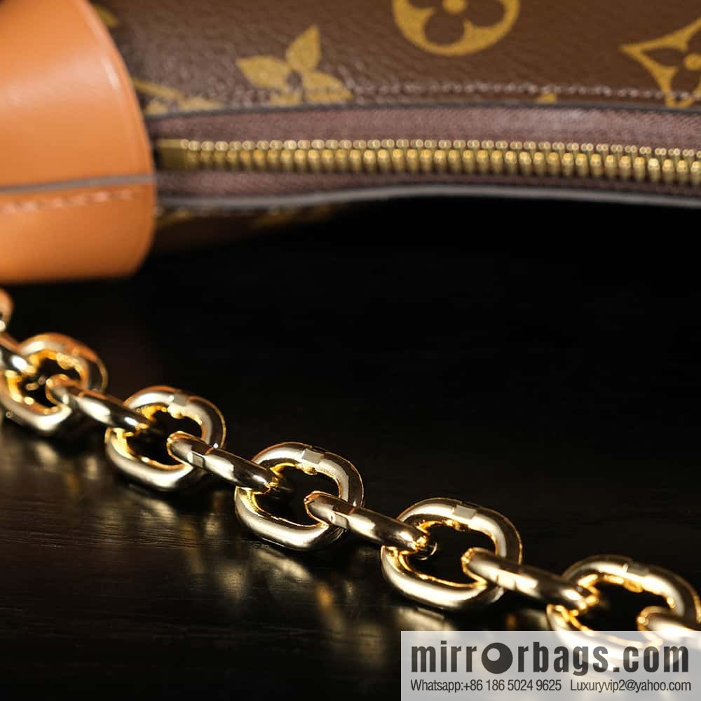 LV ππππ ππππ chip diamond beating code big pea bag series #M