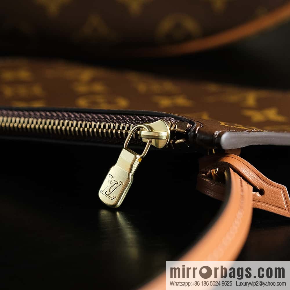 LV ππππ ππππ chip diamond beating code big pea bag series #M