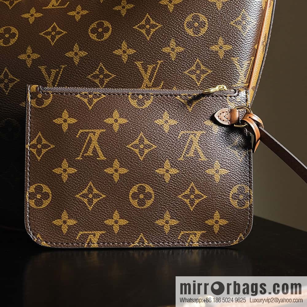 LV ππππ ππππ chip diamond beating code big pea bag series #M