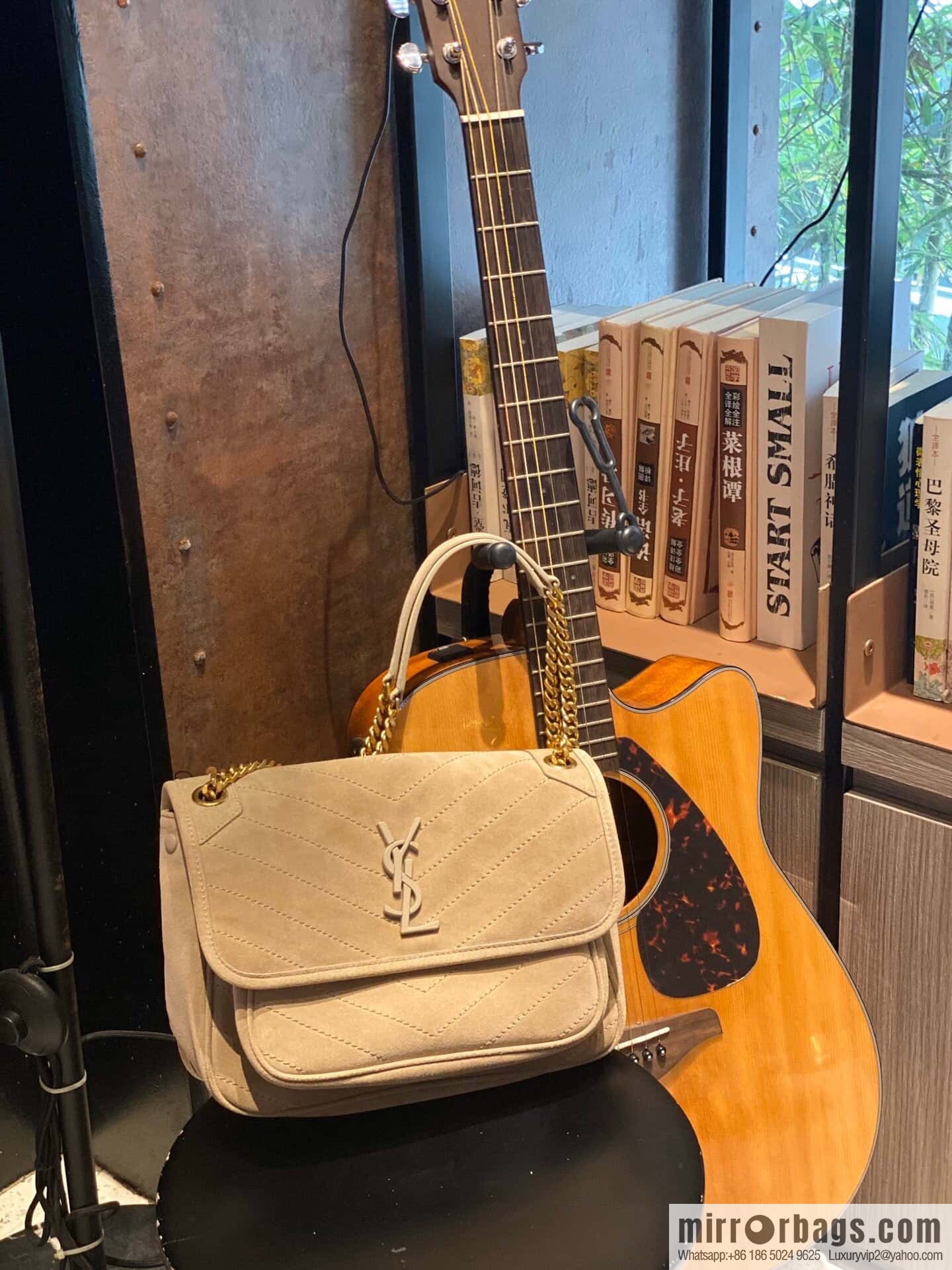 YSL 🌱 𝙉𝙞𝙠𝙞 𝟮𝟴𝙘𝙢 『 suede with cowhide 498894 grey