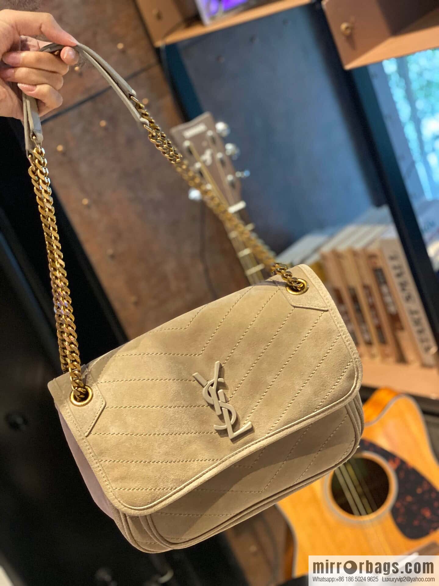 YSL 🌱 𝙉𝙞𝙠𝙞 𝟮𝟴𝙘𝙢 『 suede with cowhide 498894 grey