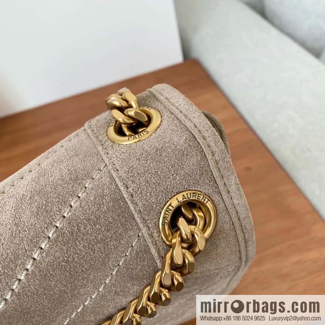 YSL 🌱 𝙉𝙞𝙠𝙞 𝟮𝟴𝙘𝙢 『 suede with cowhide 498894 grey