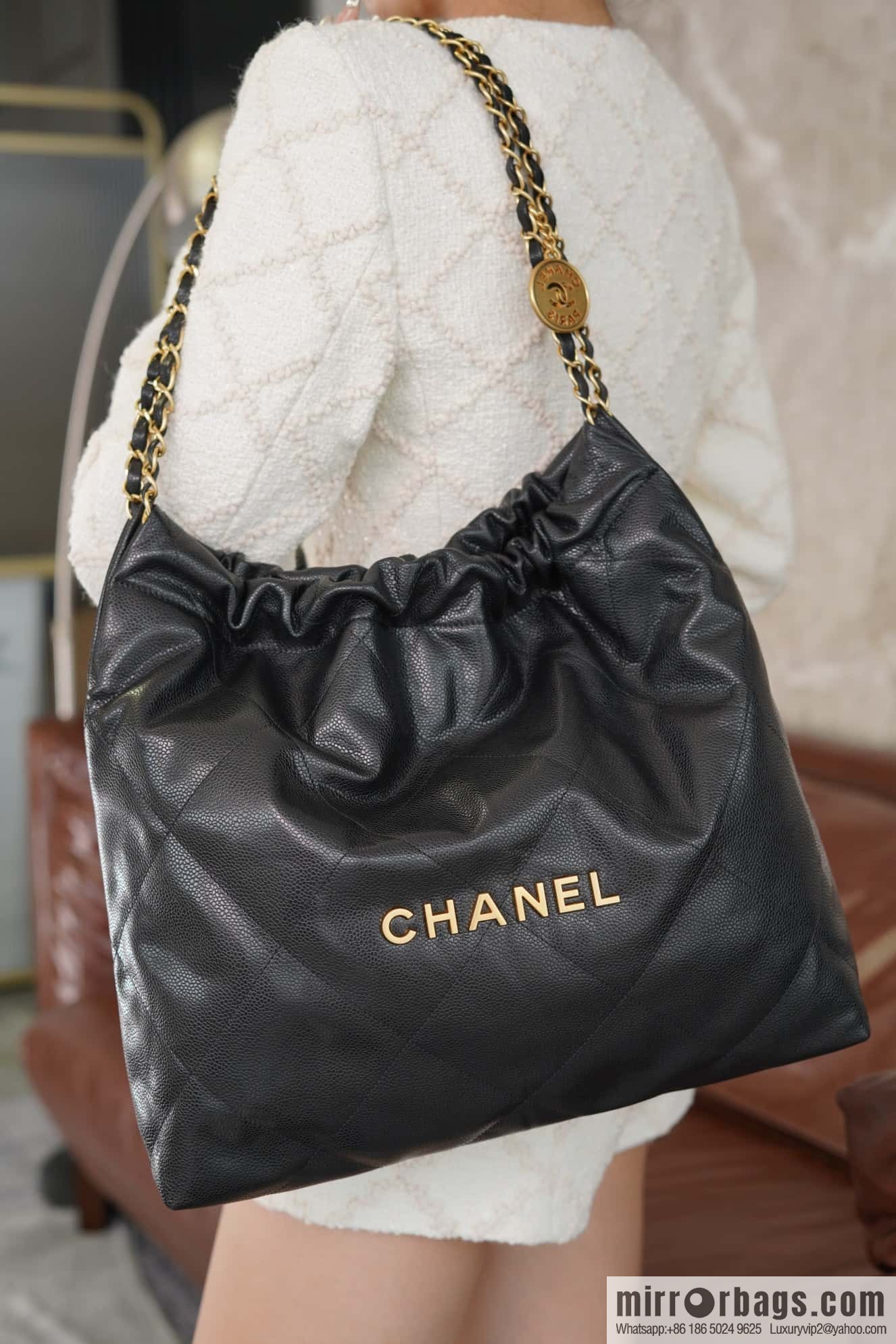 ππππππ πππ new litchi pattern handbag, medium black gold buckle AS3261
