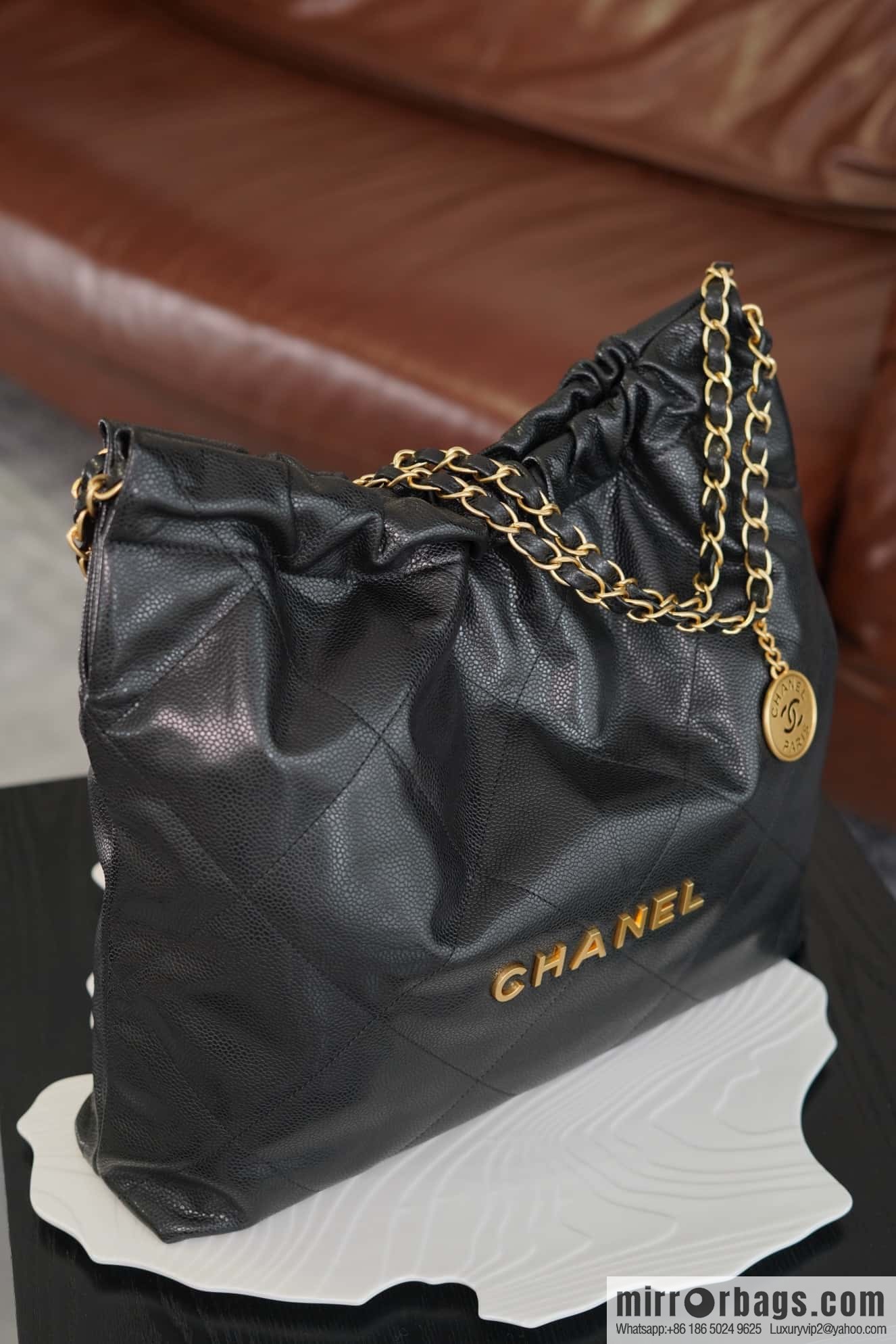 ππππππ πππ new litchi pattern handbag, medium black gold buckle AS3261