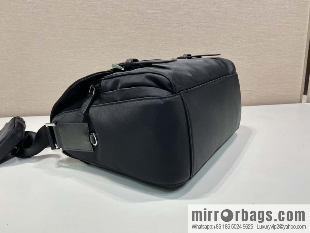 PRADA 🎉 upgraded messenger bag 🎉🎉 1BD953B environmental protection standard🎉