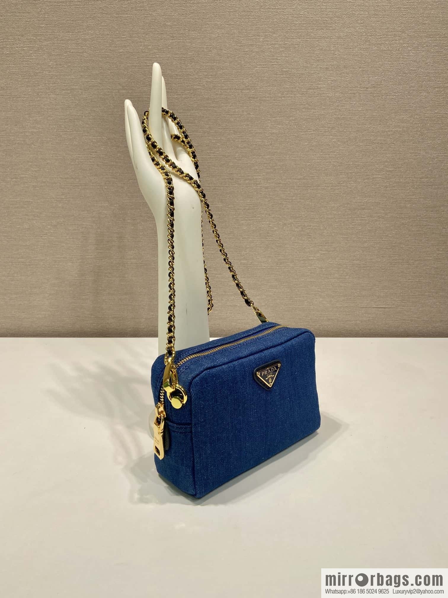 PRADA 🎉 medieval denim bag 🎉 1NS696 L🎉🎉