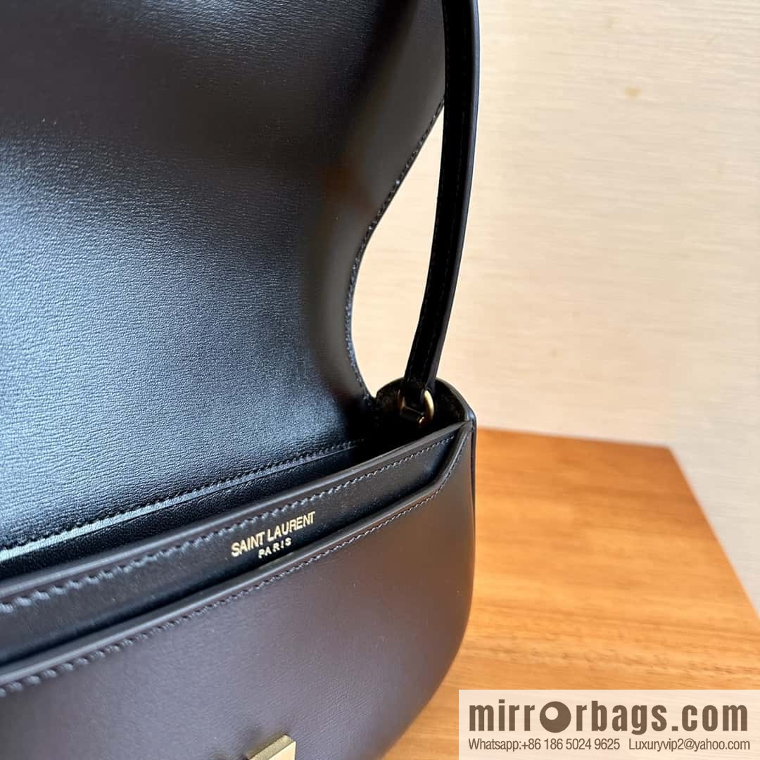 YSL Mini 𝗩𝗼𝗹𝘁𝗮𝗶𝗿𝗲 Underarm Bag 779642