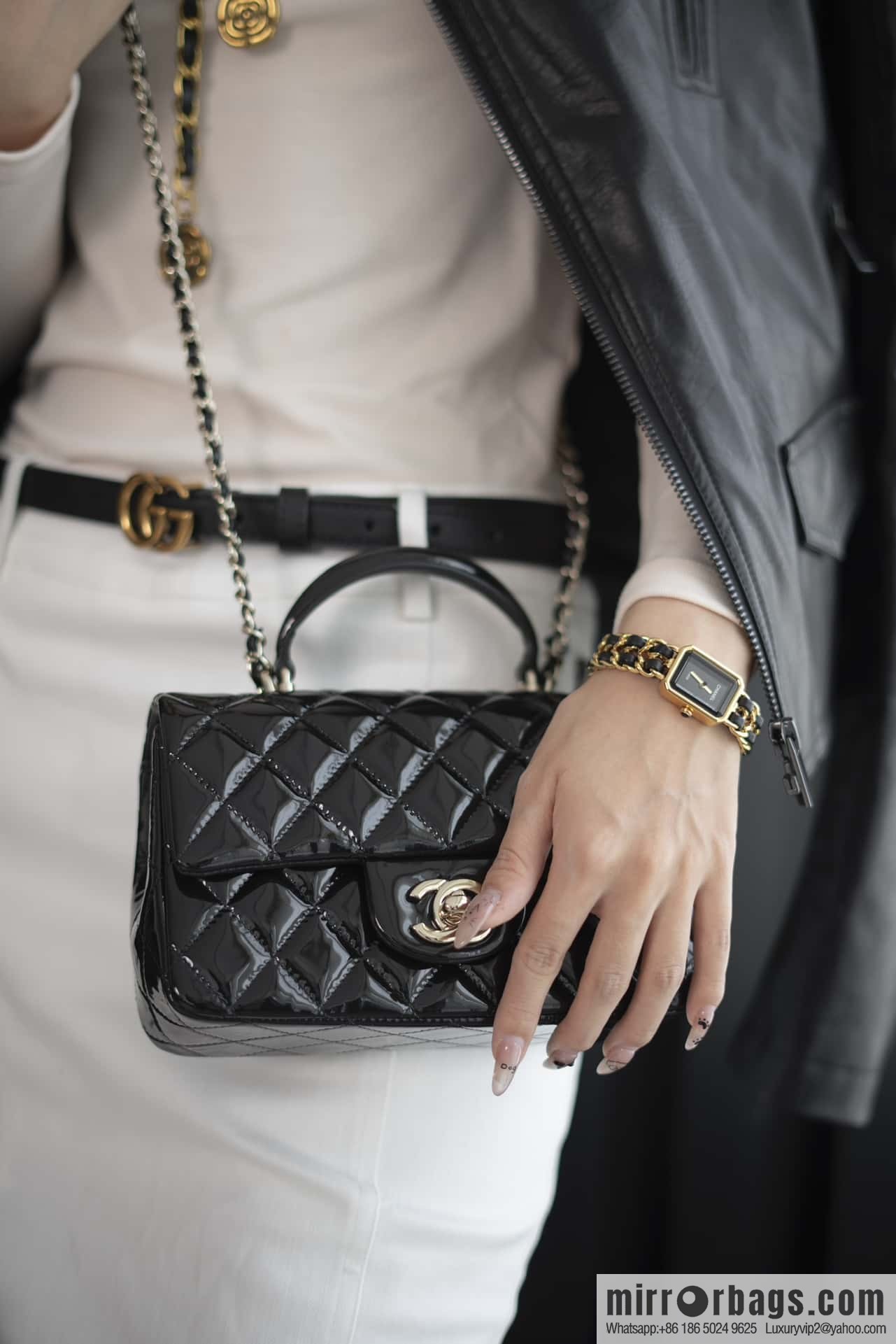 𝗖𝗛𝗔𝗡𝗘𝗟 24K CF Mini Portable, patent leather, black AS2431 B18237 94305