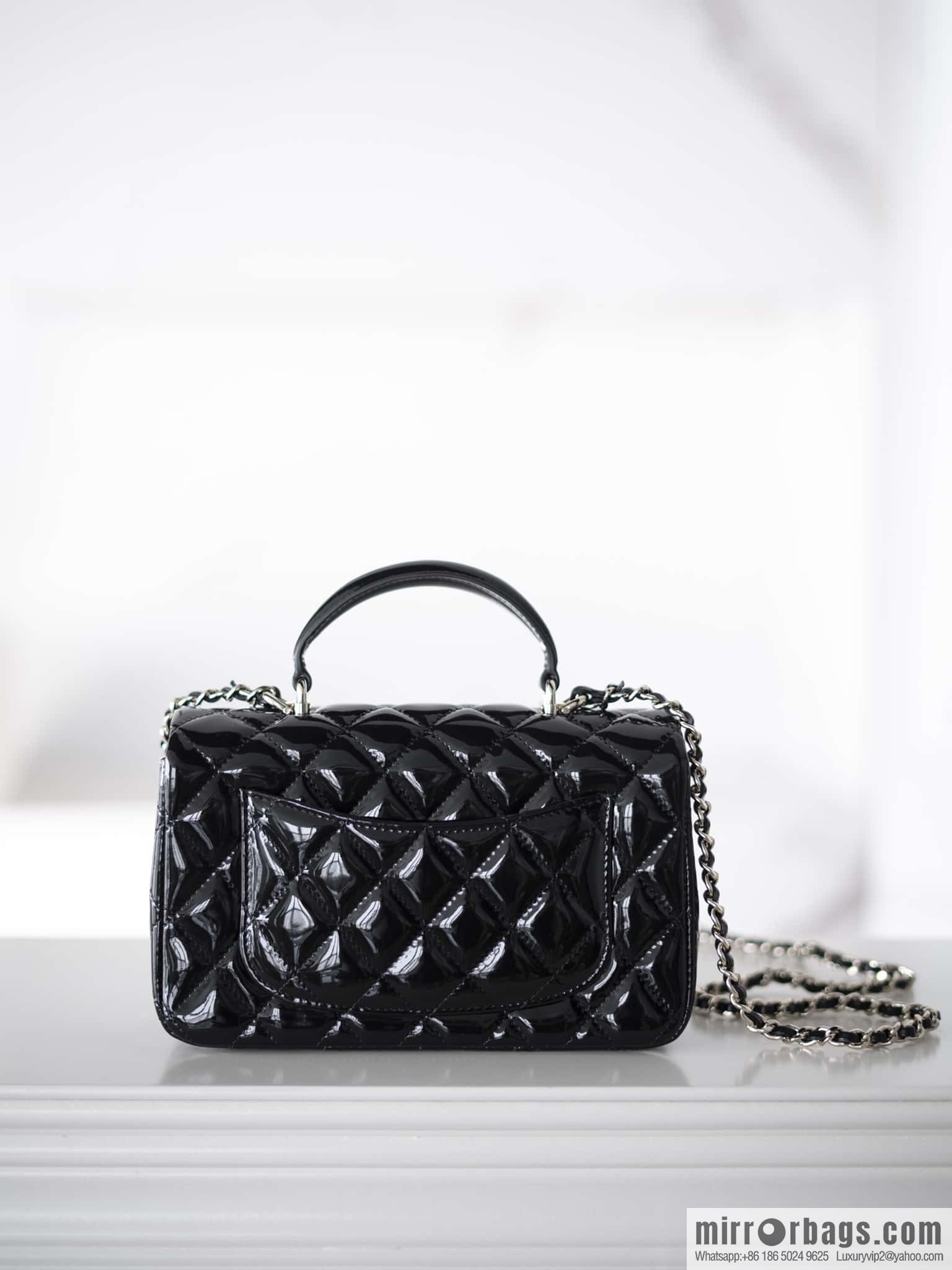 𝗖𝗛𝗔𝗡𝗘𝗟 24K CF Mini Portable, patent leather, black AS2431 B18237 94305