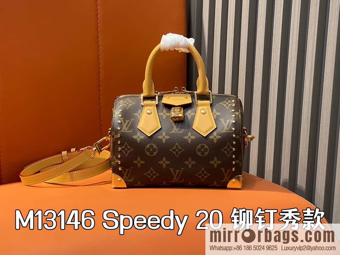 [Boutique‑grade] M13146 presbyopia yellow leather, catwalk pillow bag series Speedy 20 rivet show Lv pillow