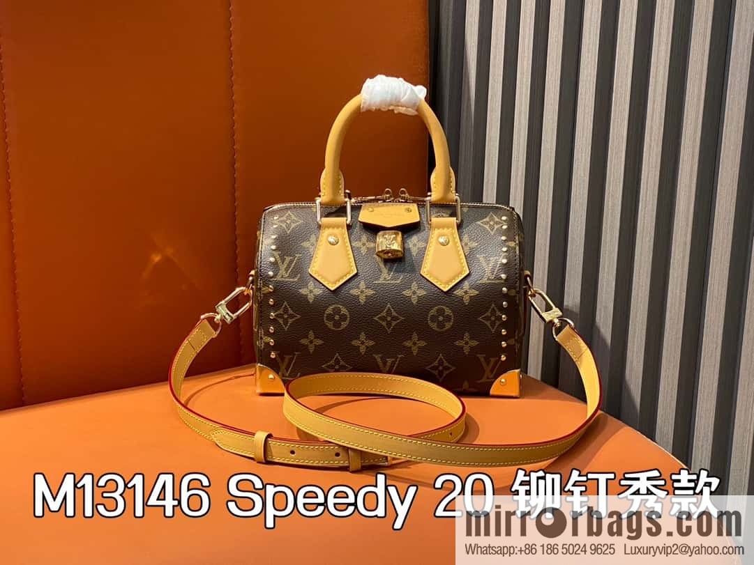 [Boutique‑grade] M13146 presbyopia yellow leather, catwalk pillow bag series Speedy 20 rivet show Lv pillow