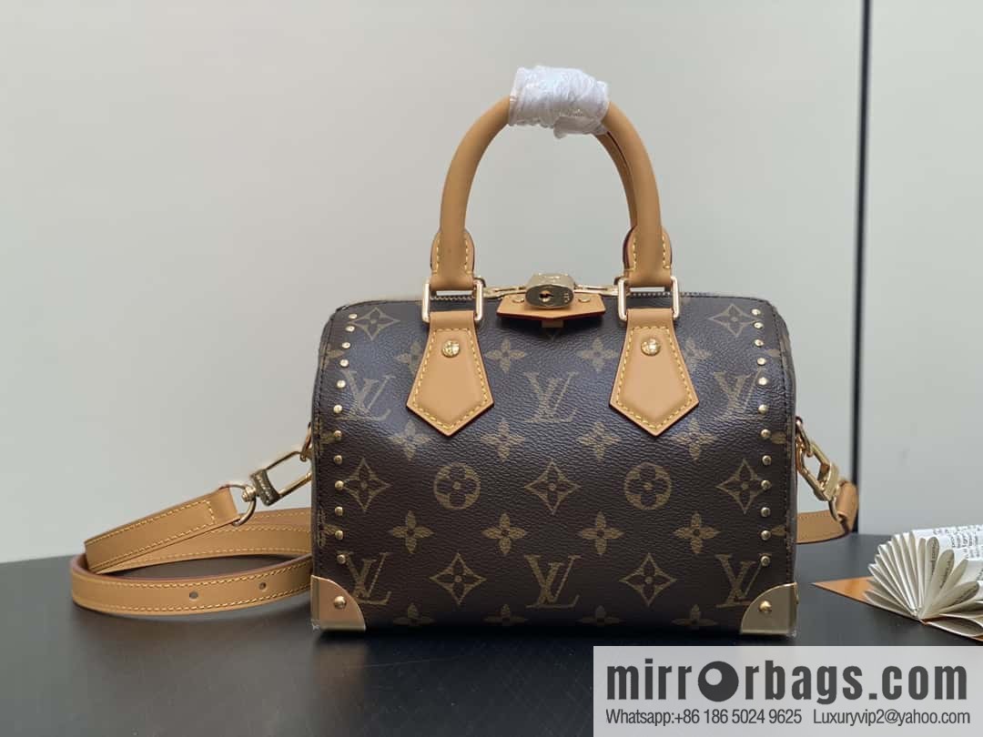 [Boutique‑grade] M13146 presbyopia yellow leather, catwalk pillow bag series Speedy 20 rivet show Lv pillow