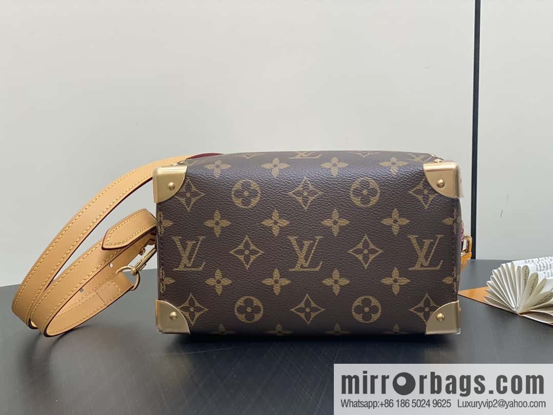 [Boutique‑grade] M13146 presbyopia yellow leather, catwalk pillow bag series Speedy 20 rivet show Lv pillow