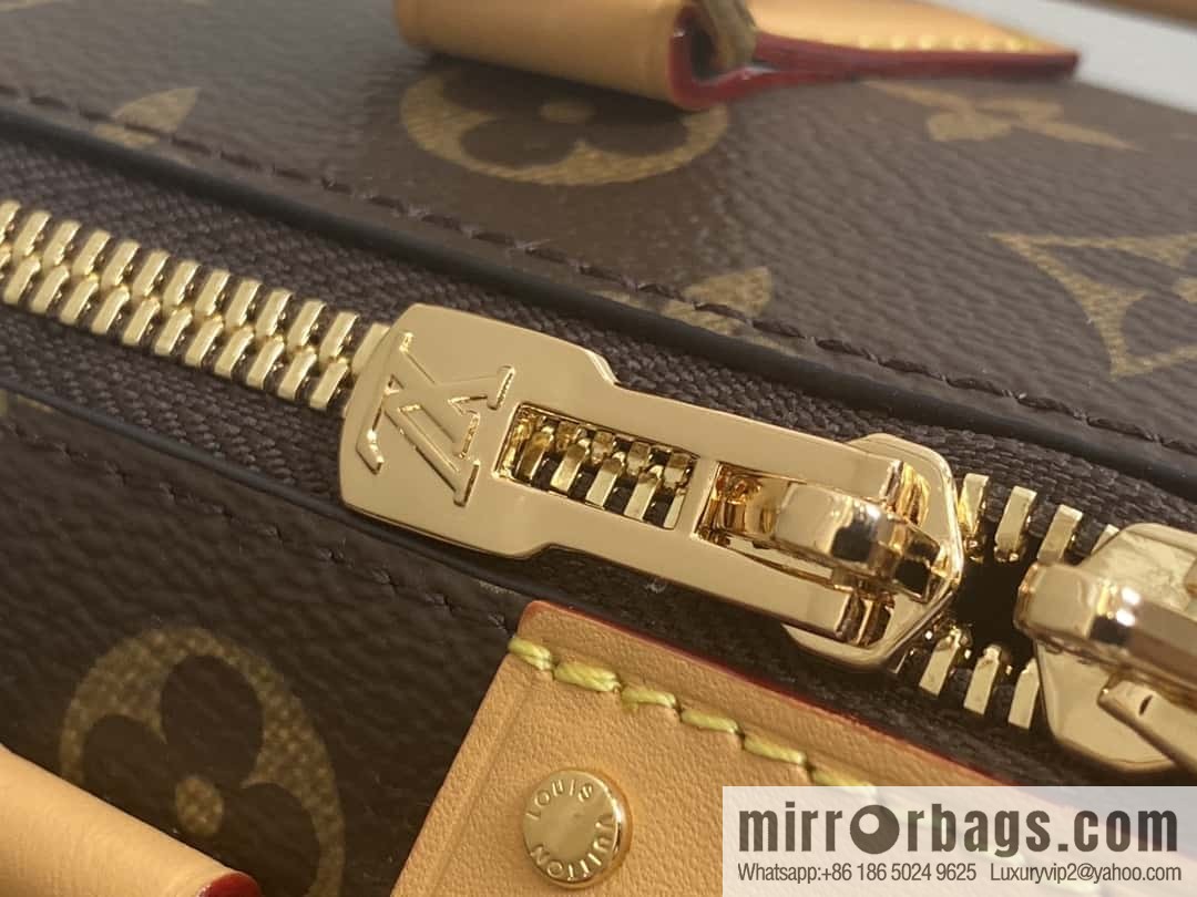 [Boutique‑grade] M13146 presbyopia yellow leather, catwalk pillow bag series Speedy 20 rivet show Lv pillow