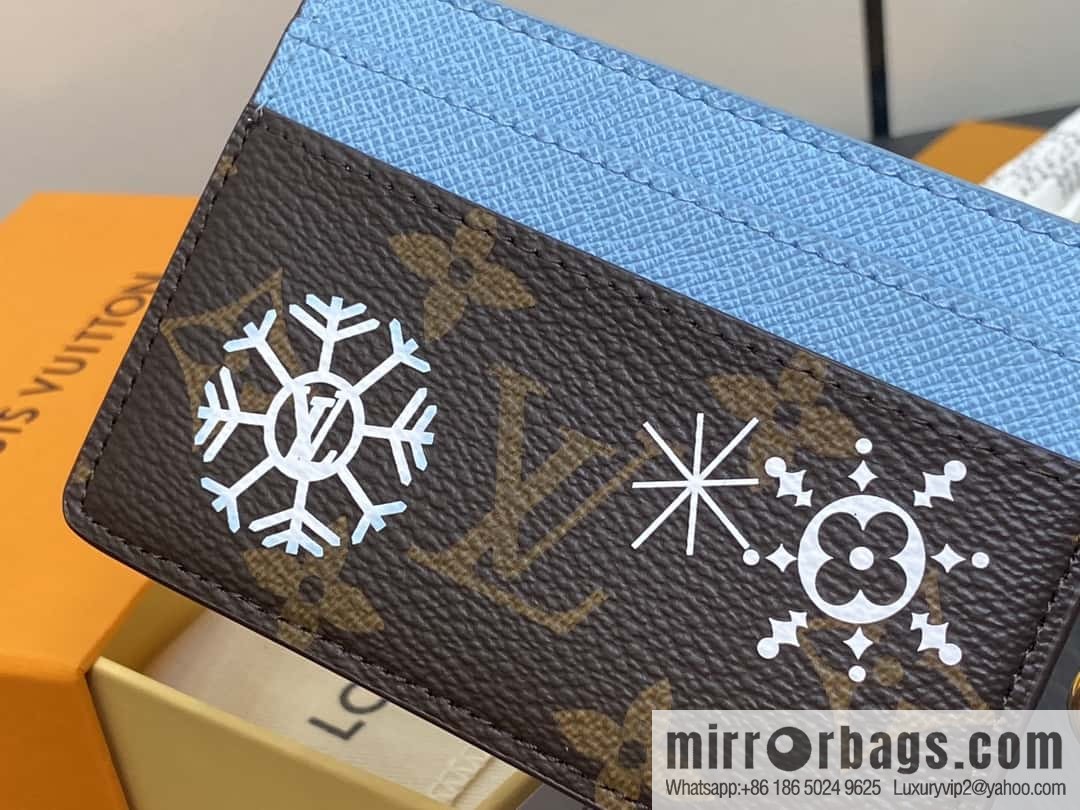 M12227 presbyopia blue, Christmas card bag wallet series LV CHARMS card clip m12215 presbyopia/red m12227 presbyopia/blue, silk screen LV Charms Ms card clip