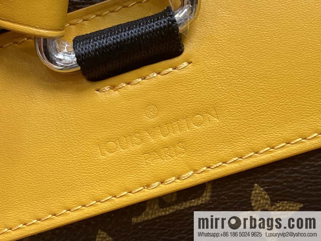 M12835 presbyopia yellow, backpack series CHRISTOPHER medium backpack M12729 presbyopia blue, this Christopher Hcc medium backpack.