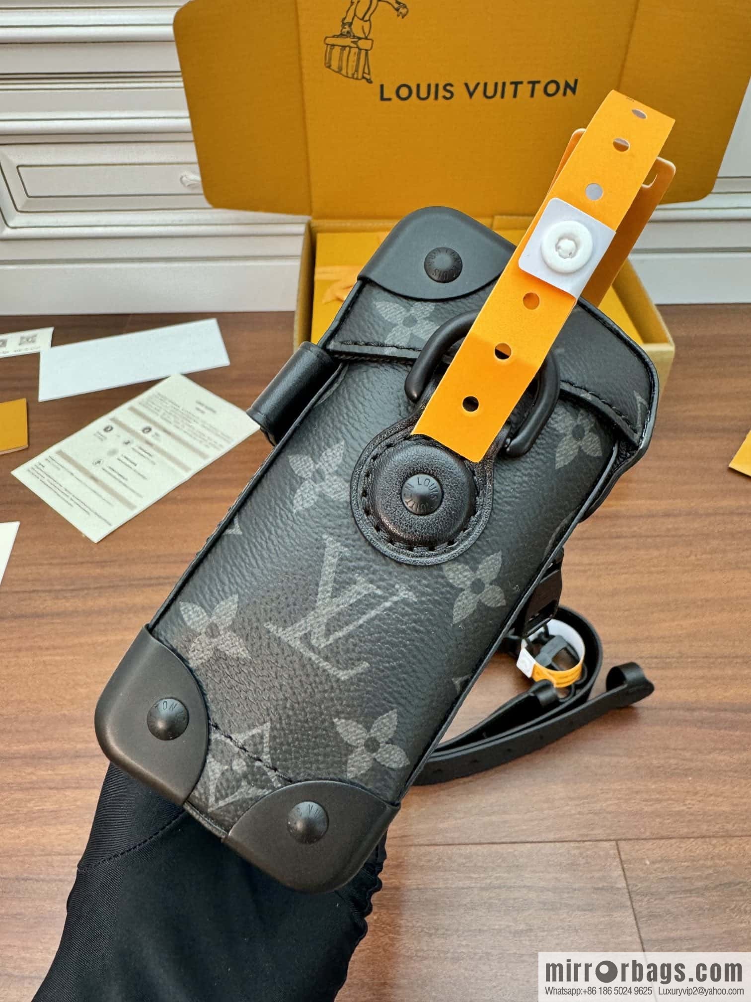 LV M11743 Soul Trunk