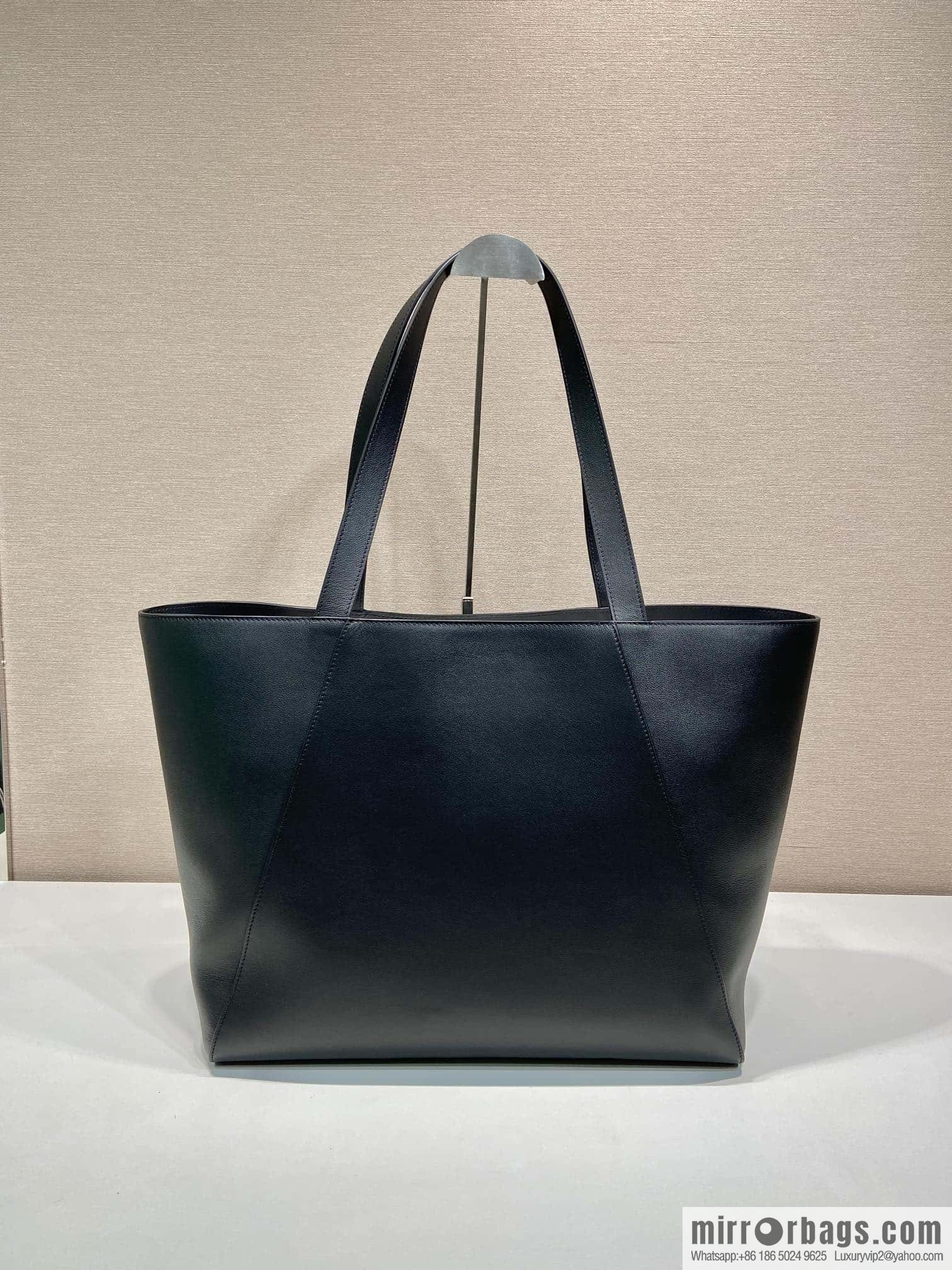 PRADA 🎉 new tote bag 🎉 2VG123🎉🎉