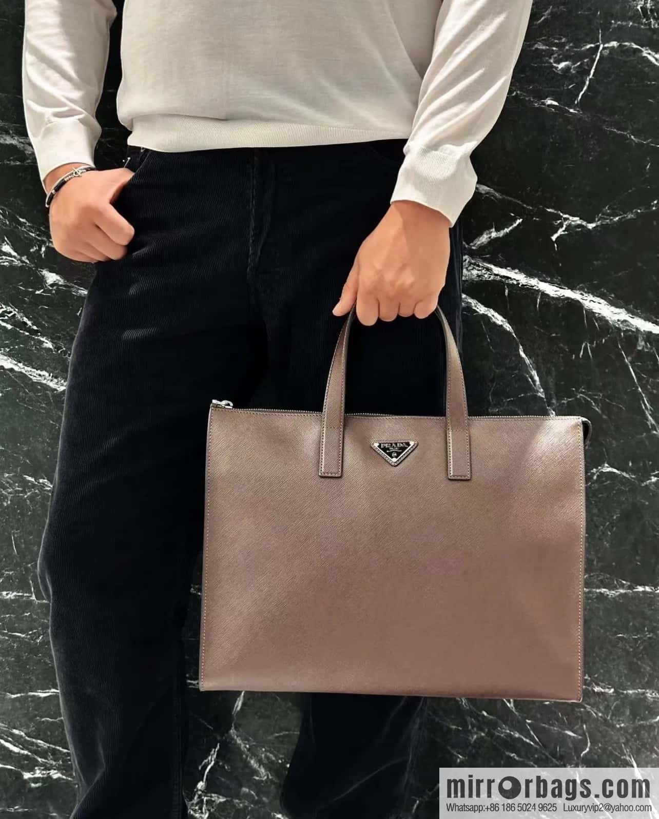 PRADA 🎉 new briefcase 🎉 2VG039 🎉🎉 dark coffee🎉🎉