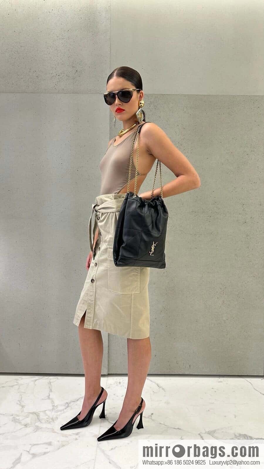 YSL 𝗝𝗔𝗠𝗜𝗘 𝟰.𝟯 𝗣𝗢𝗖𝗛𝗢𝗡 sheep leather clutch bag 781666 black