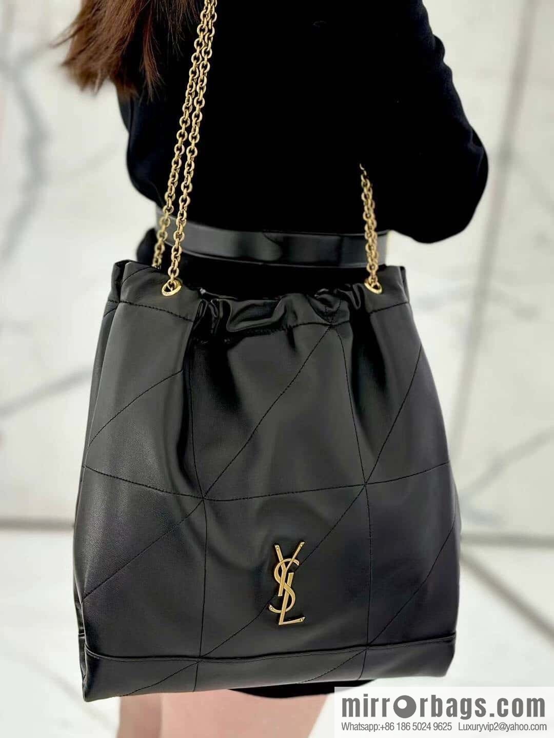 YSL 𝗝𝗔𝗠𝗜𝗘 𝟰.𝟯 𝗣𝗢𝗖𝗛𝗢𝗡 sheep leather clutch bag 781666 black
