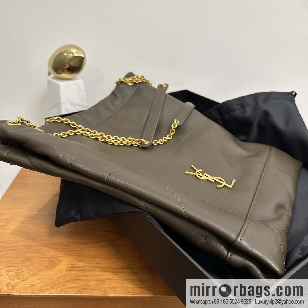 YSL 𝗝𝗔𝗠𝗜𝗘 𝟰.𝟯 𝗣𝗢𝗖𝗛𝗢𝗡 suede clutch bag 781666 musk green
