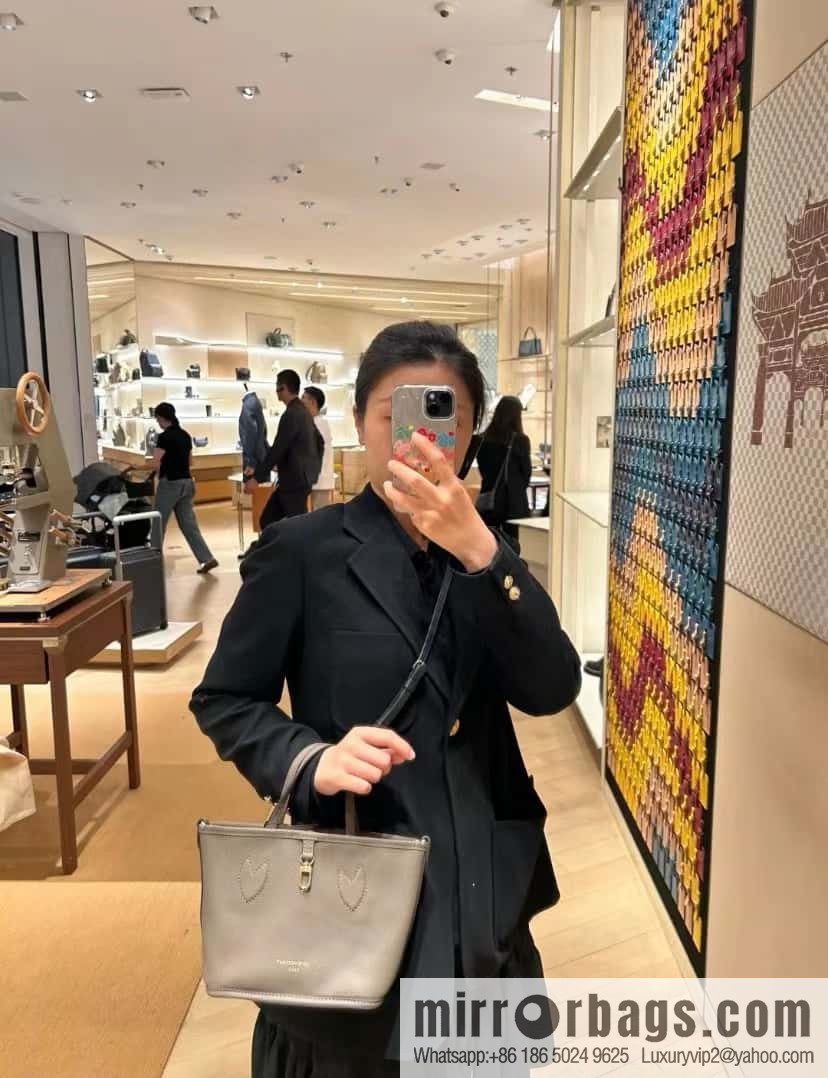 LV M12109 New Reversible Neverfull Bandoulière Inside Out BB