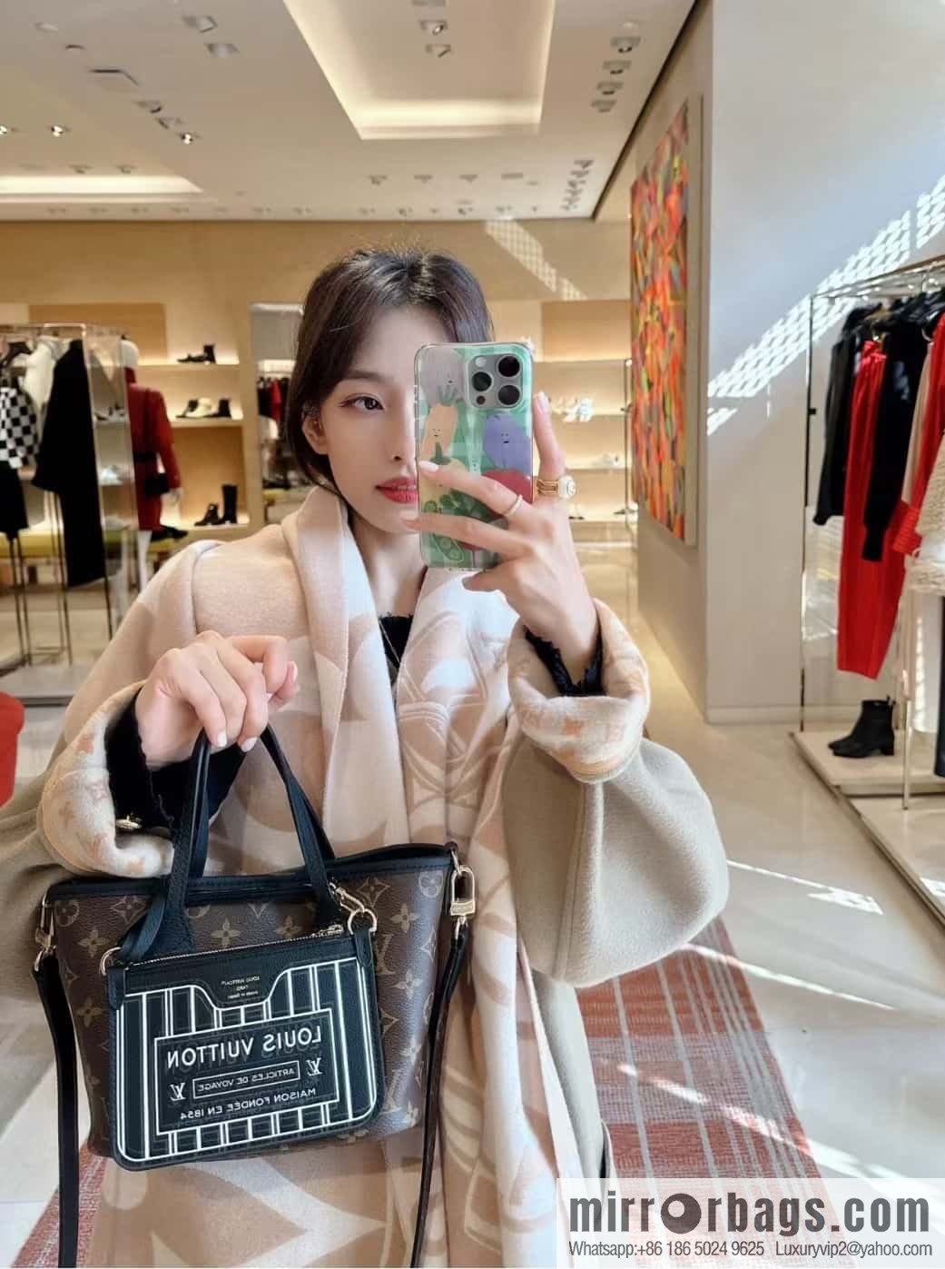 LV M12099 REVERSIBLE Neverfull Bandoulière Inside Out BB