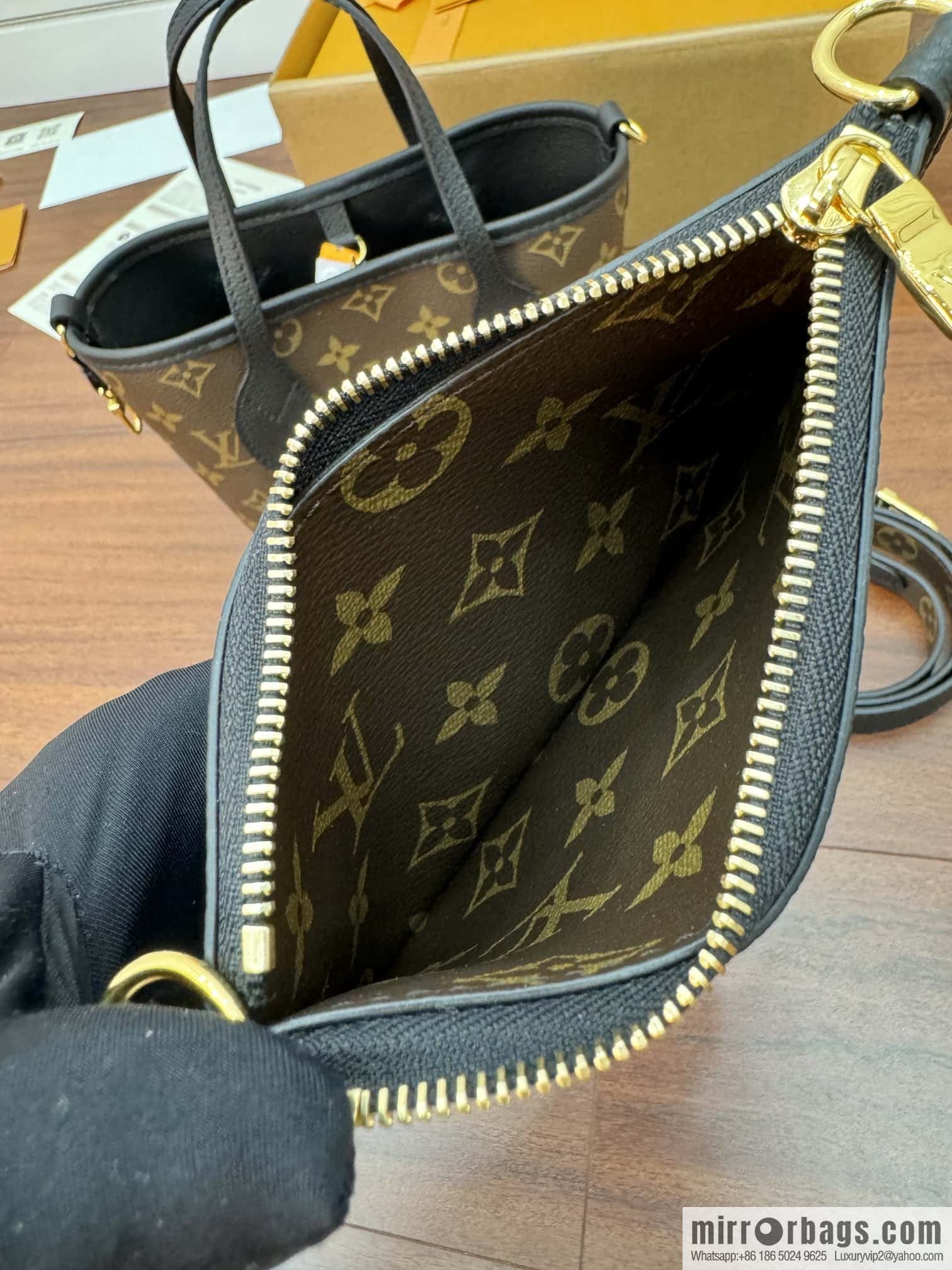 LV M12099 REVERSIBLE Neverfull Bandoulière Inside Out BB