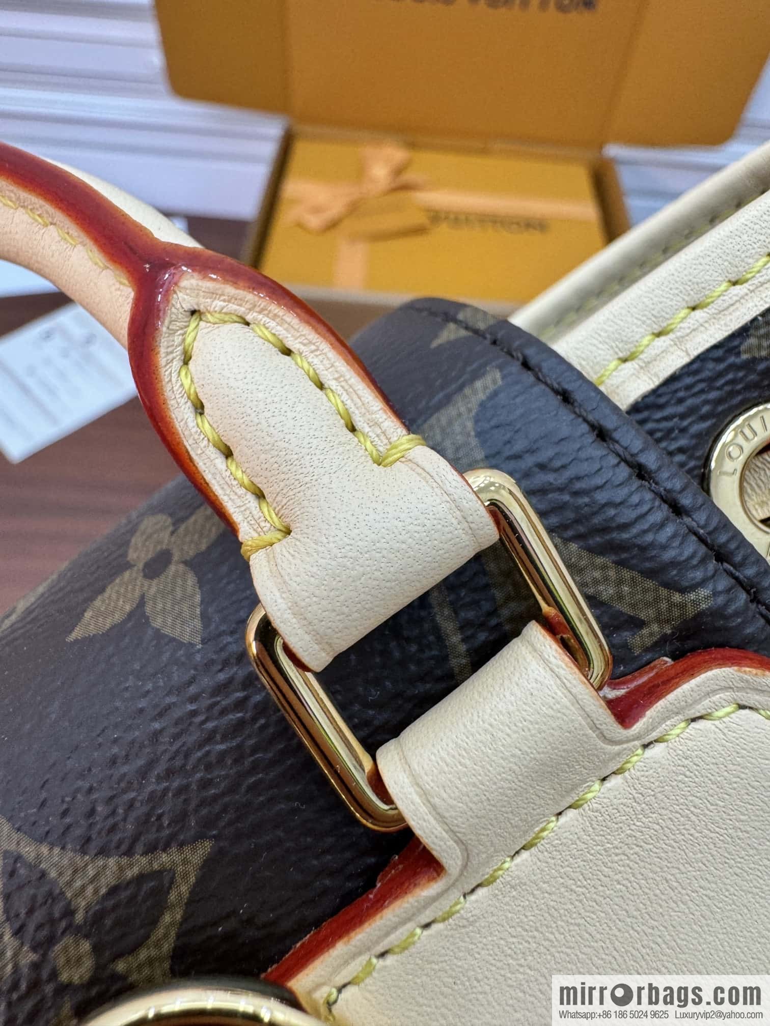LV M11199 Montsouris Mini