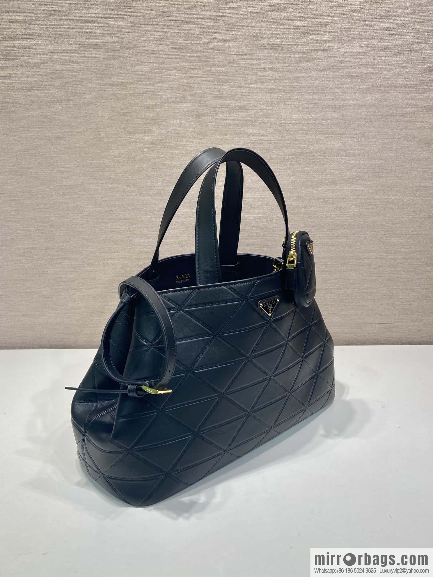 PRADA 🎉 new tote bag 🎉 1BG547 large🎉🎉