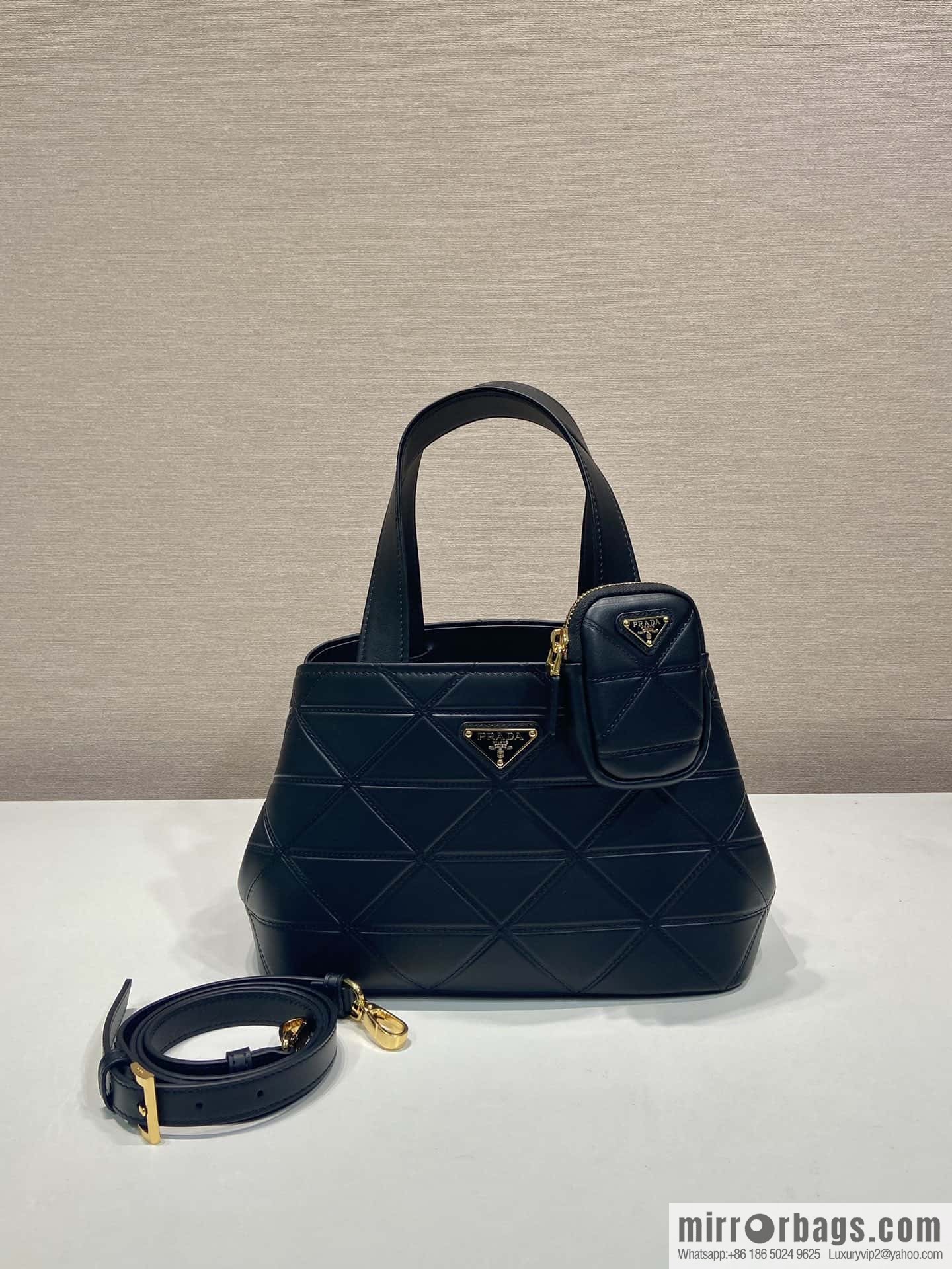 PRADA 🎉 new tote bag 🎉 1BG548 S🎉🎉