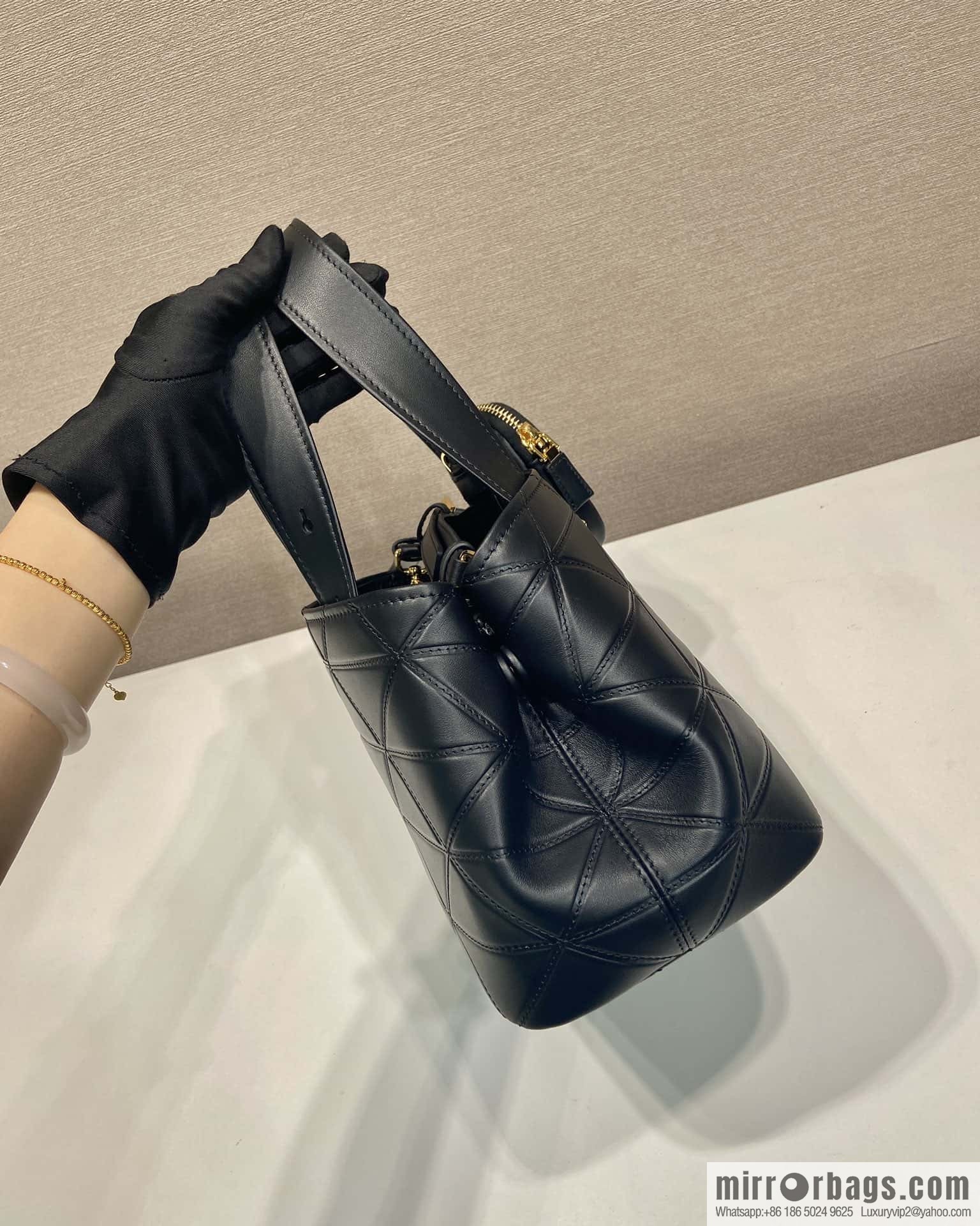 PRADA 🎉 new tote bag 🎉 1BG548 S🎉🎉