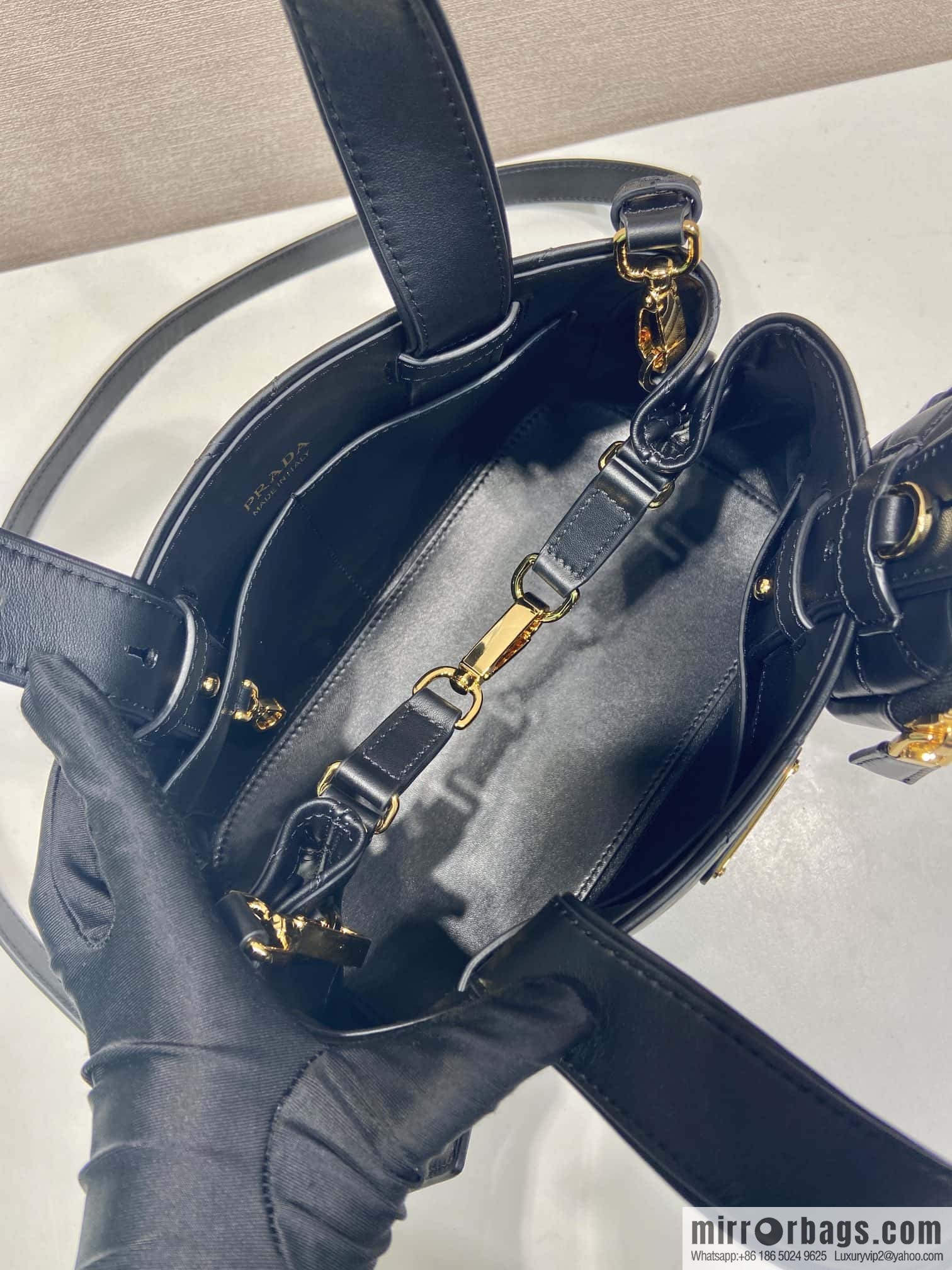 PRADA 🎉 new tote bag 🎉 1BG548 S🎉🎉