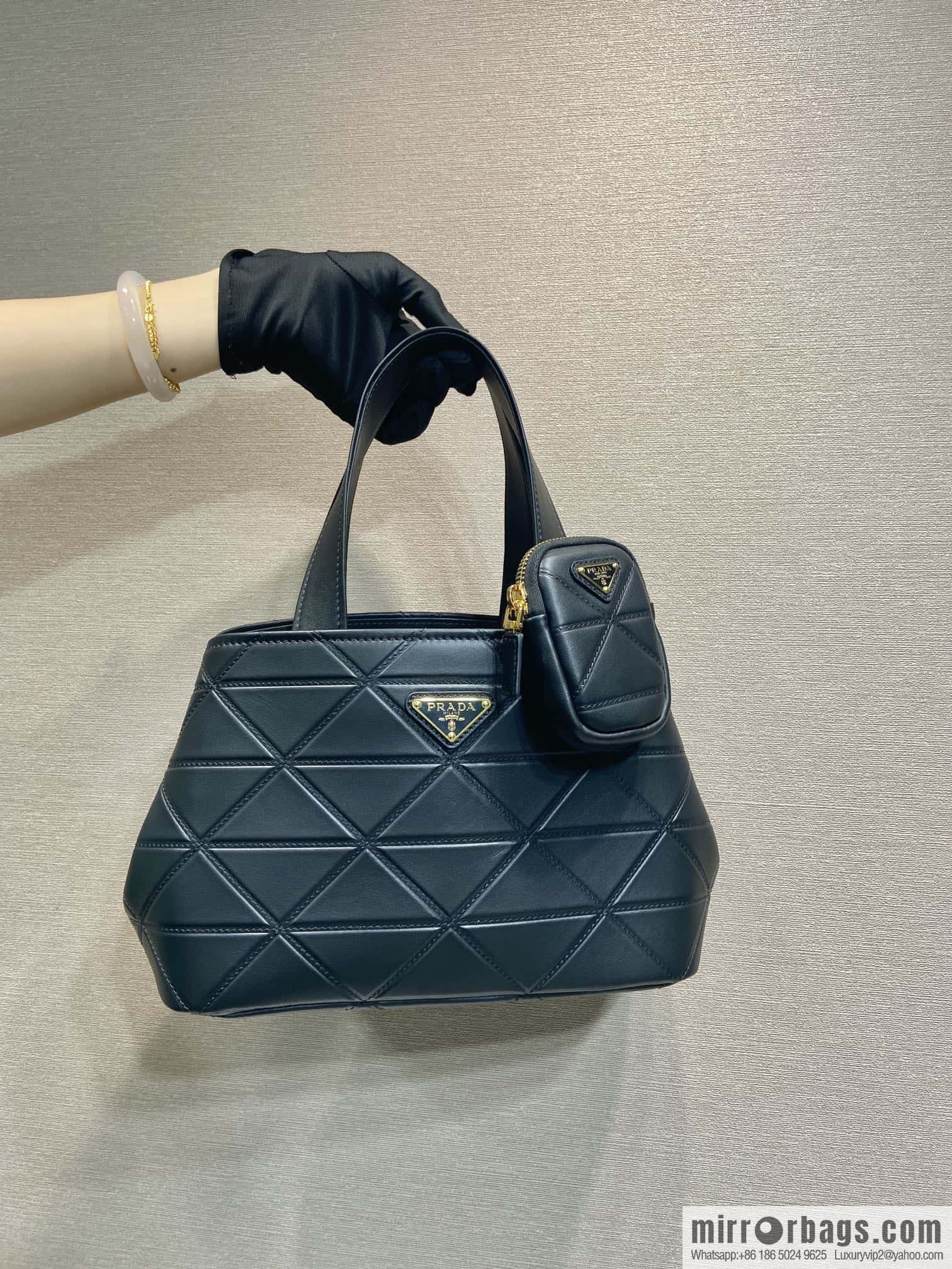 PRADA 🎉 new tote bag 🎉 1BG548 S🎉🎉