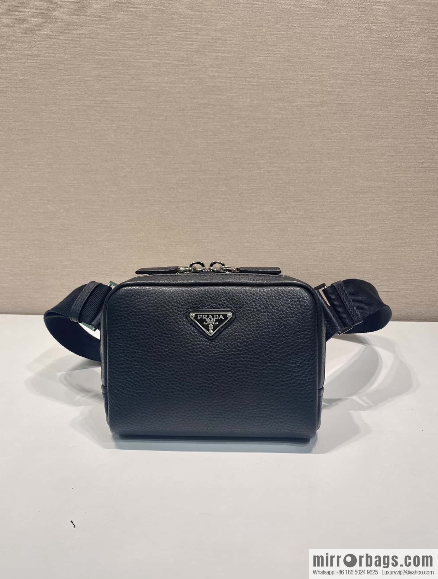 PRADA 🎉 new breast bag 🎉 2VH184 small🎉🎉