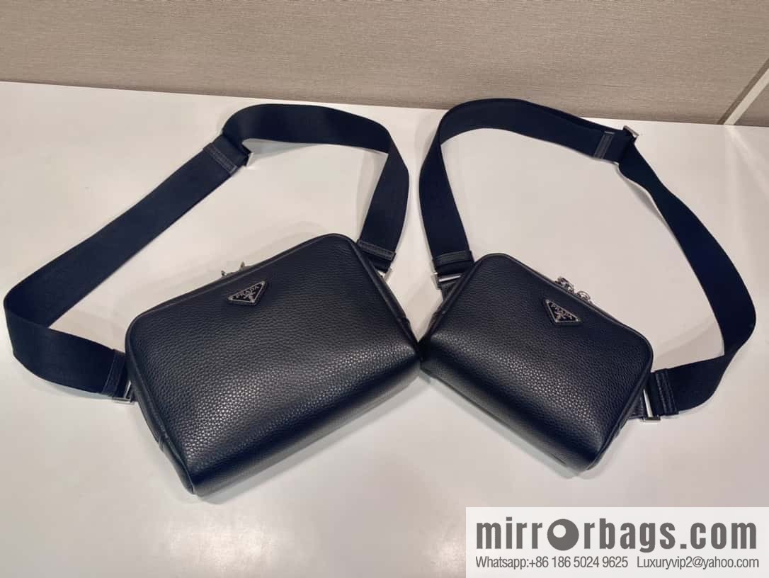 PRADA 🎉 new breast bag 🎉 2VH184 small🎉🎉