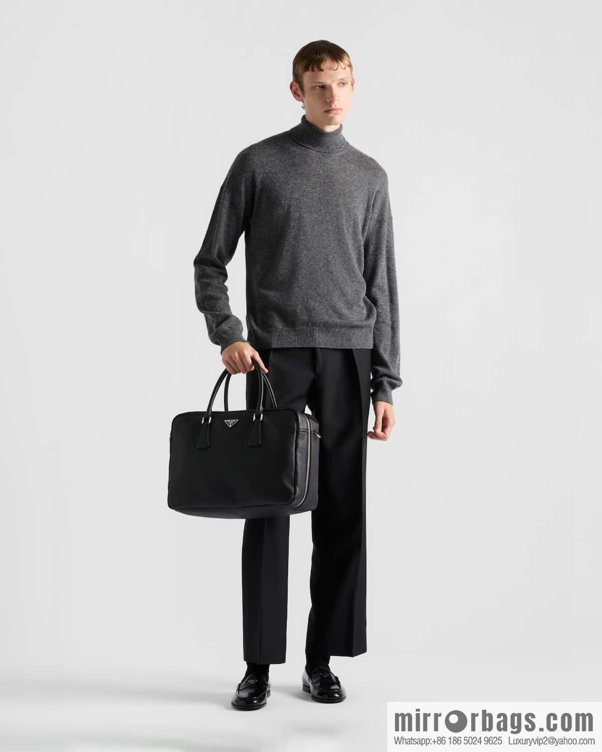 PRADA 🎉 new briefcase 🎉 2VE339 extra large🎉🎉