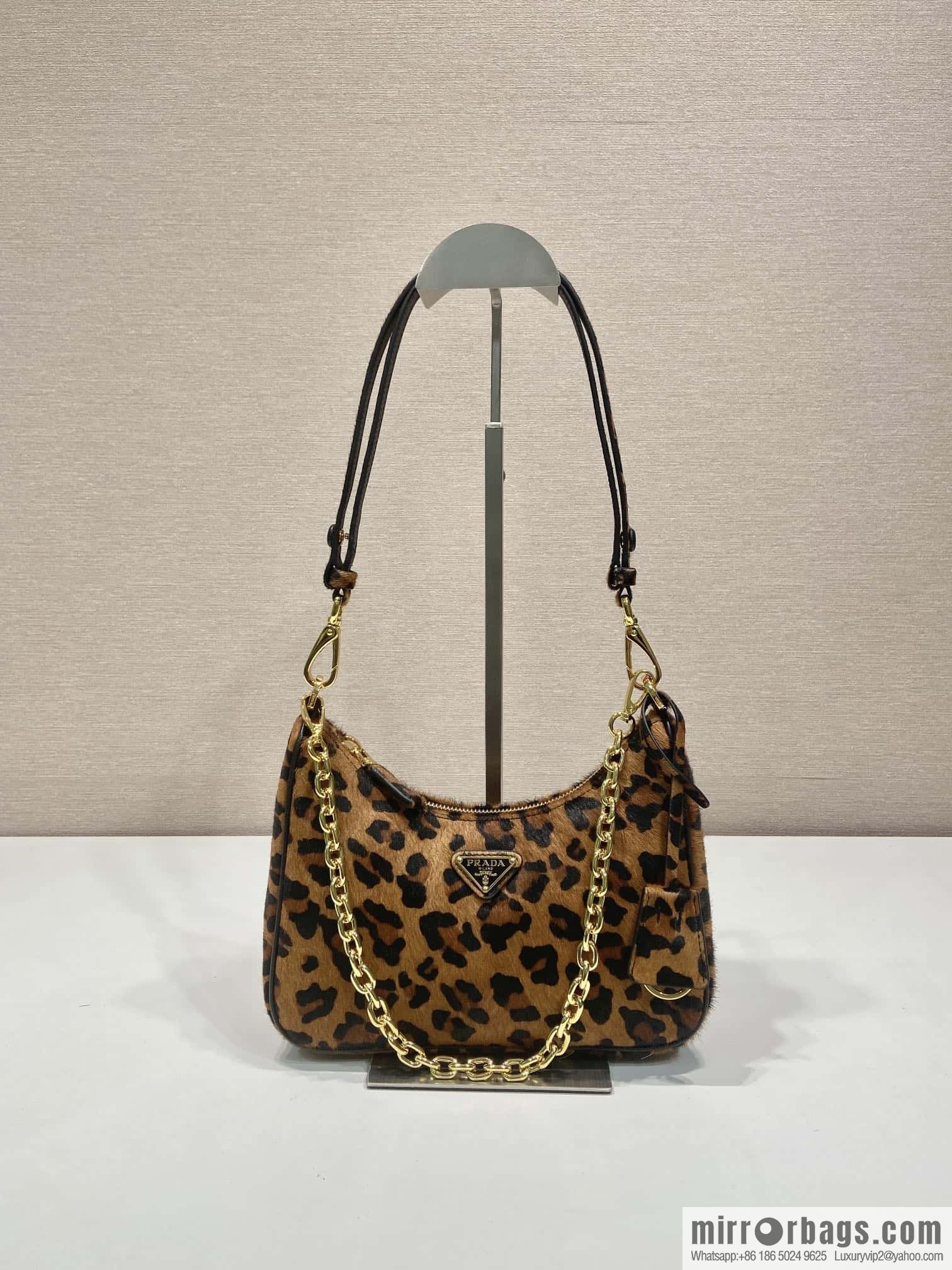 PRADA 🎉 Leopard Hobo 🎉 1 BC 194 New🎉🎉