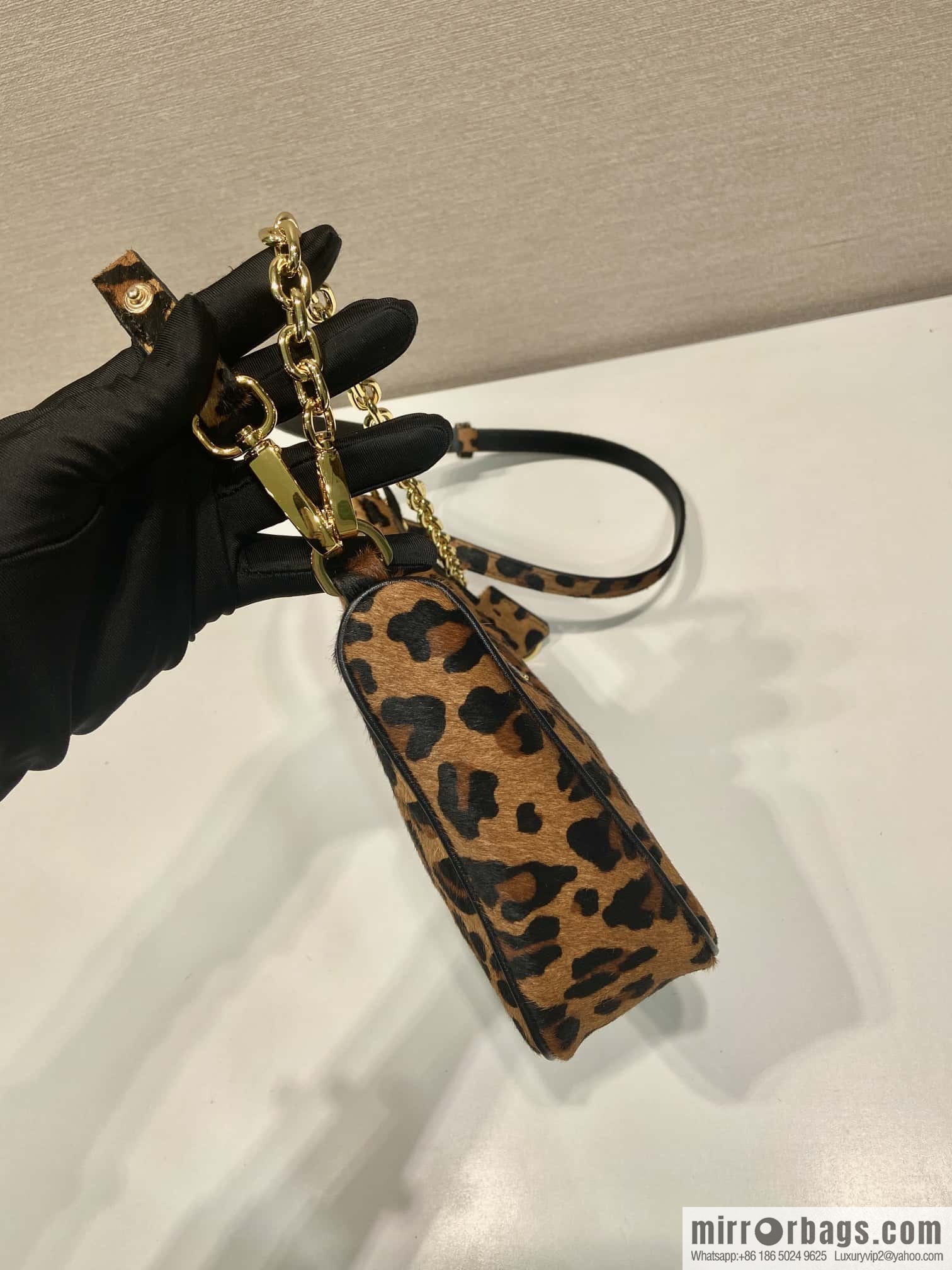 PRADA 🎉 Leopard Hobo 🎉 1 BC 194 New🎉🎉