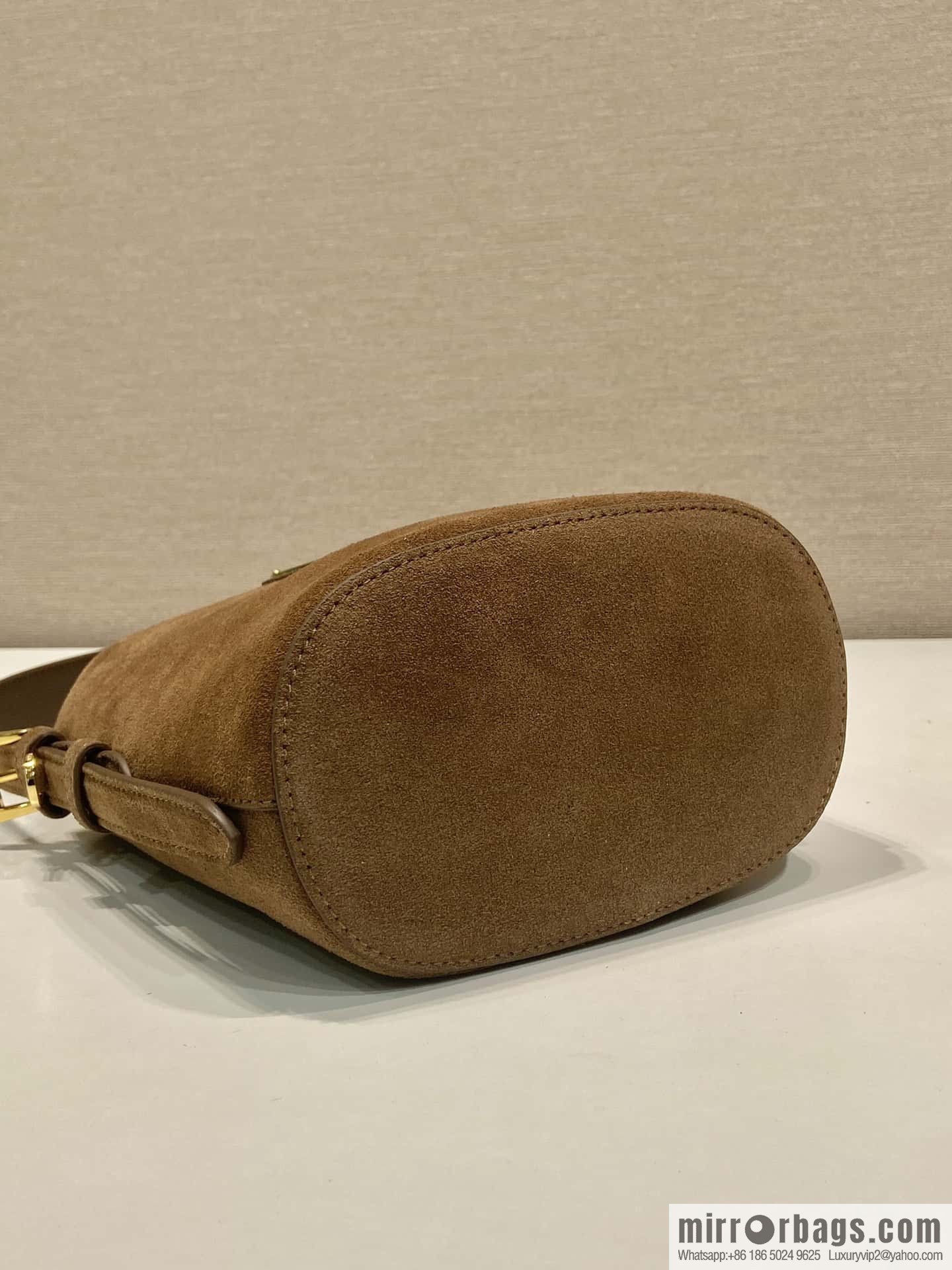PRADA 🎉 new bucket bag 🎉 1BE078A fleece small🎉🎉