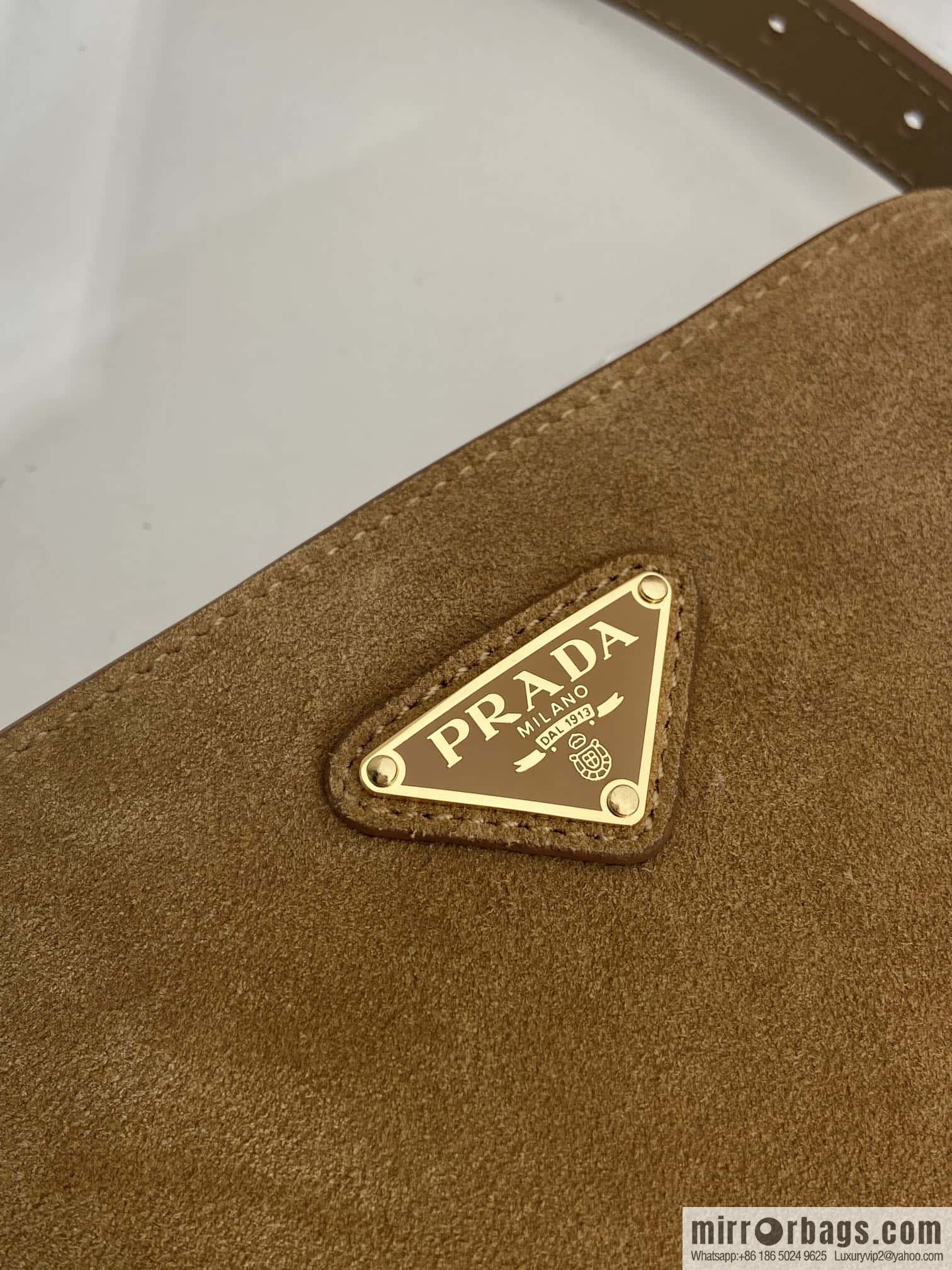 PRADA 🎉 new bucket bag 🎉 1BE078A fleece small 🎉🎉 cinnamon