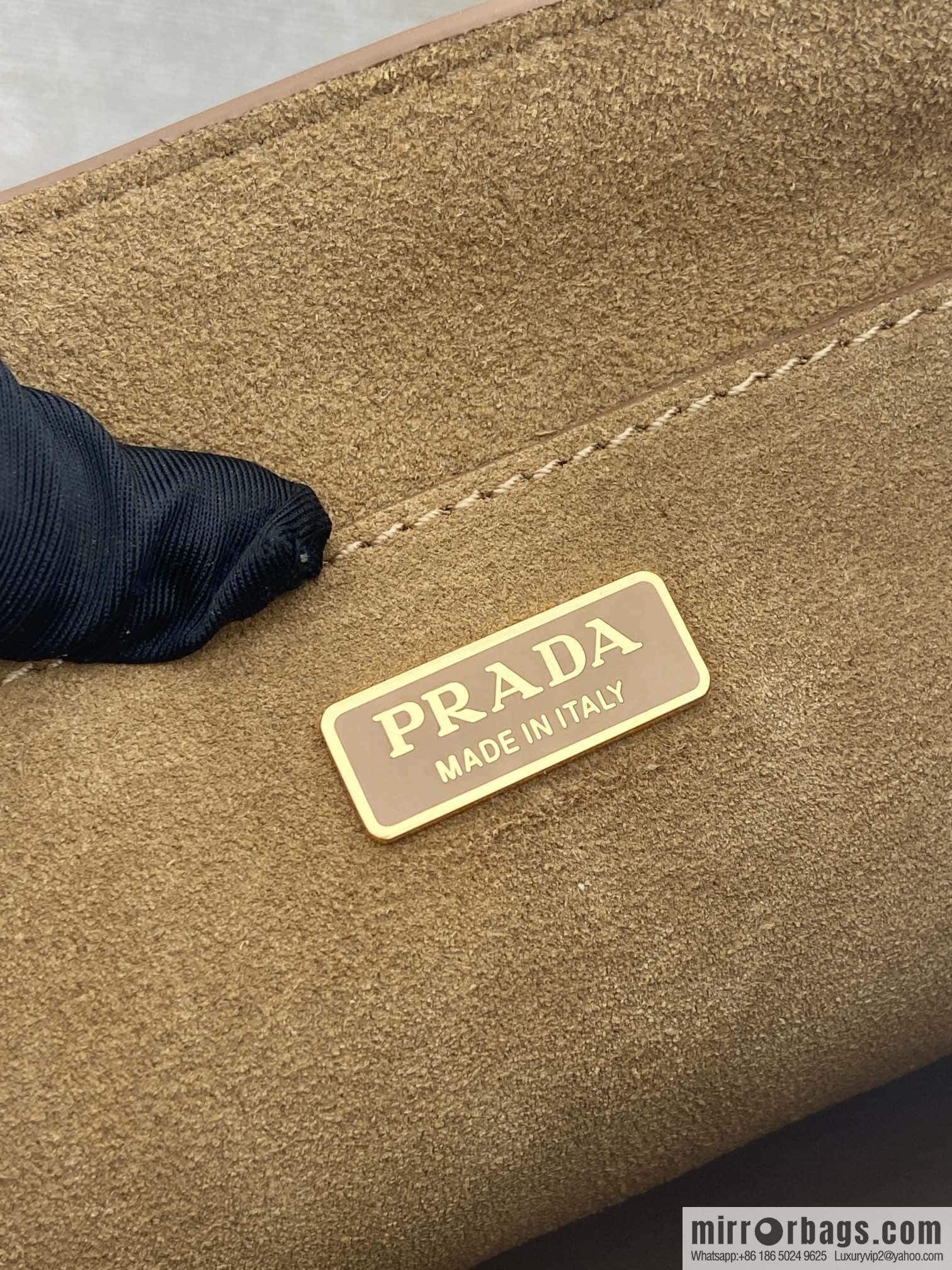 PRADA 🎉 new bucket bag 🎉 1BE078A fleece small 🎉🎉 cinnamon