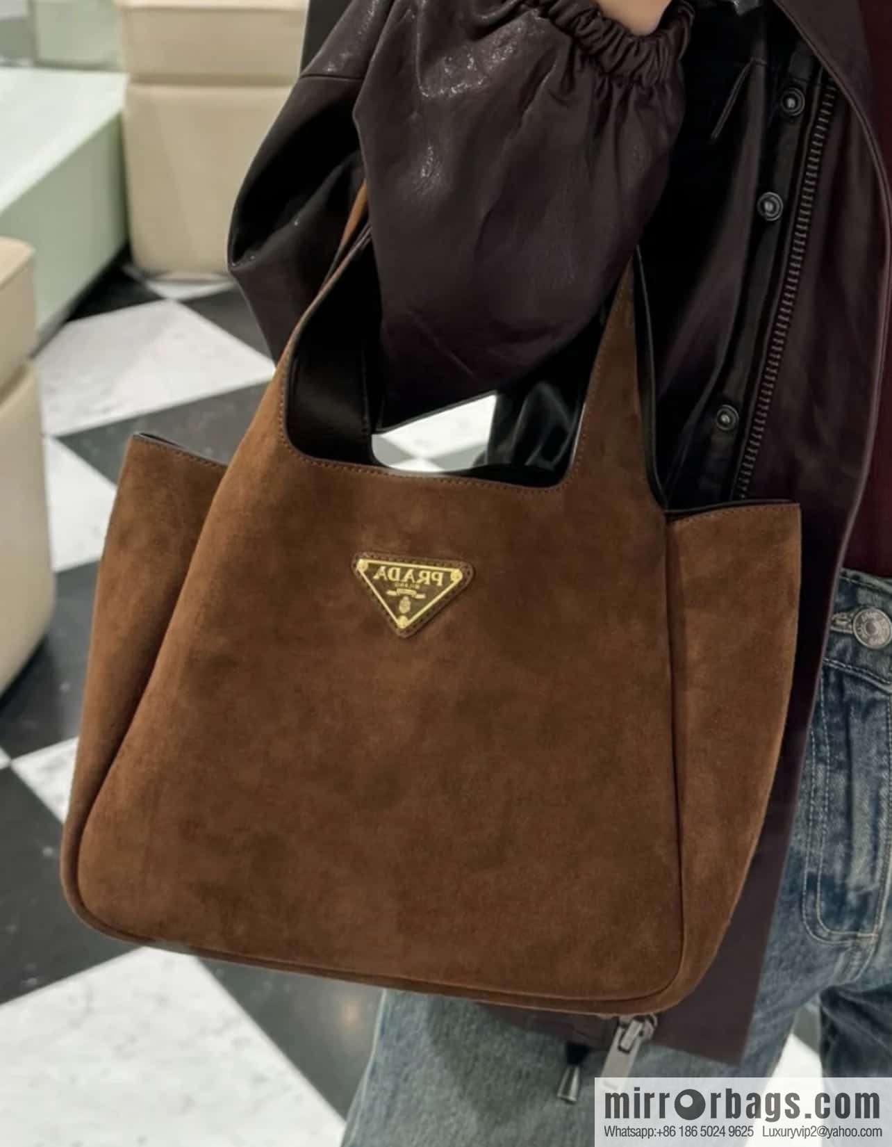 PRADA 🎉 frosted leather vegetable basket 🎉🎉 1BG335 large new bucket bag✨