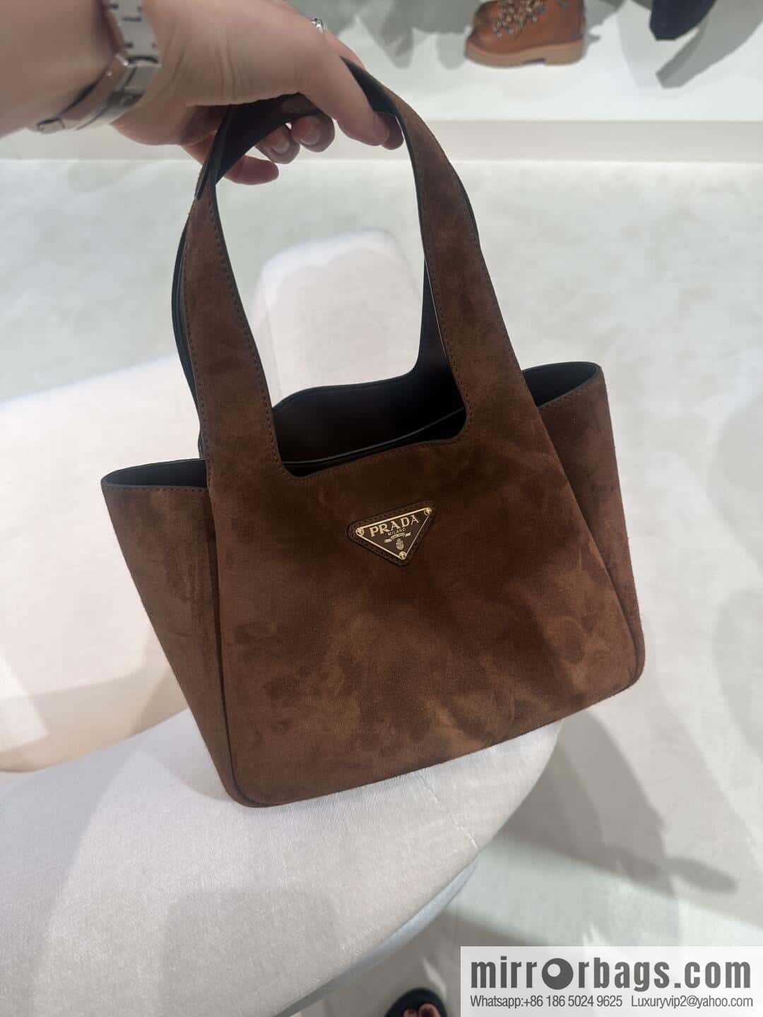 PRADA 🎉 frosted leather vegetable basket 🎉🎉 1BG335 large new bucket bag✨