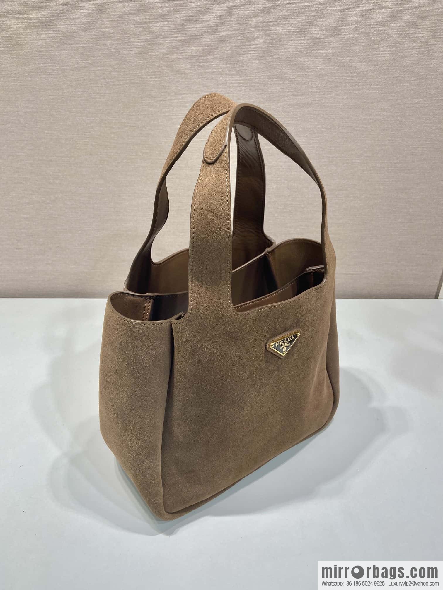 PRADA 🎉 frosted leather vegetable basket 🎉🎉 1BG335 large new bucket bag✨